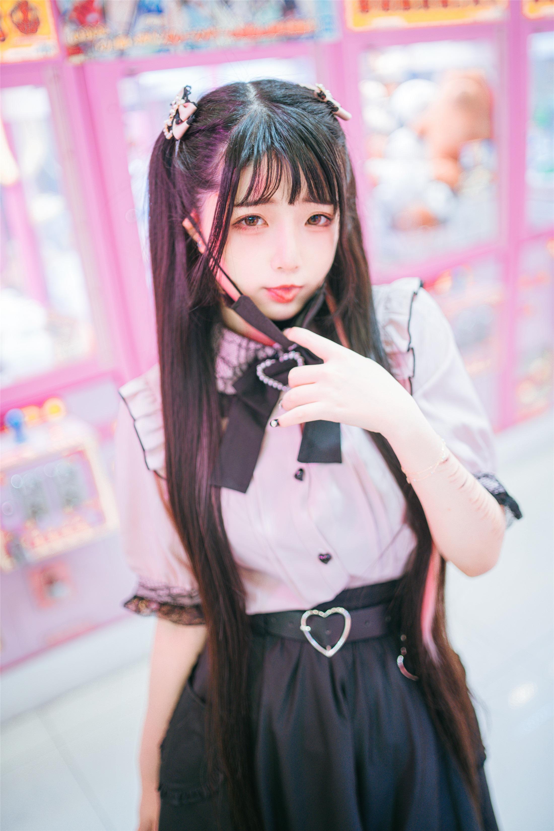 落落raku] 神等待少女 88P