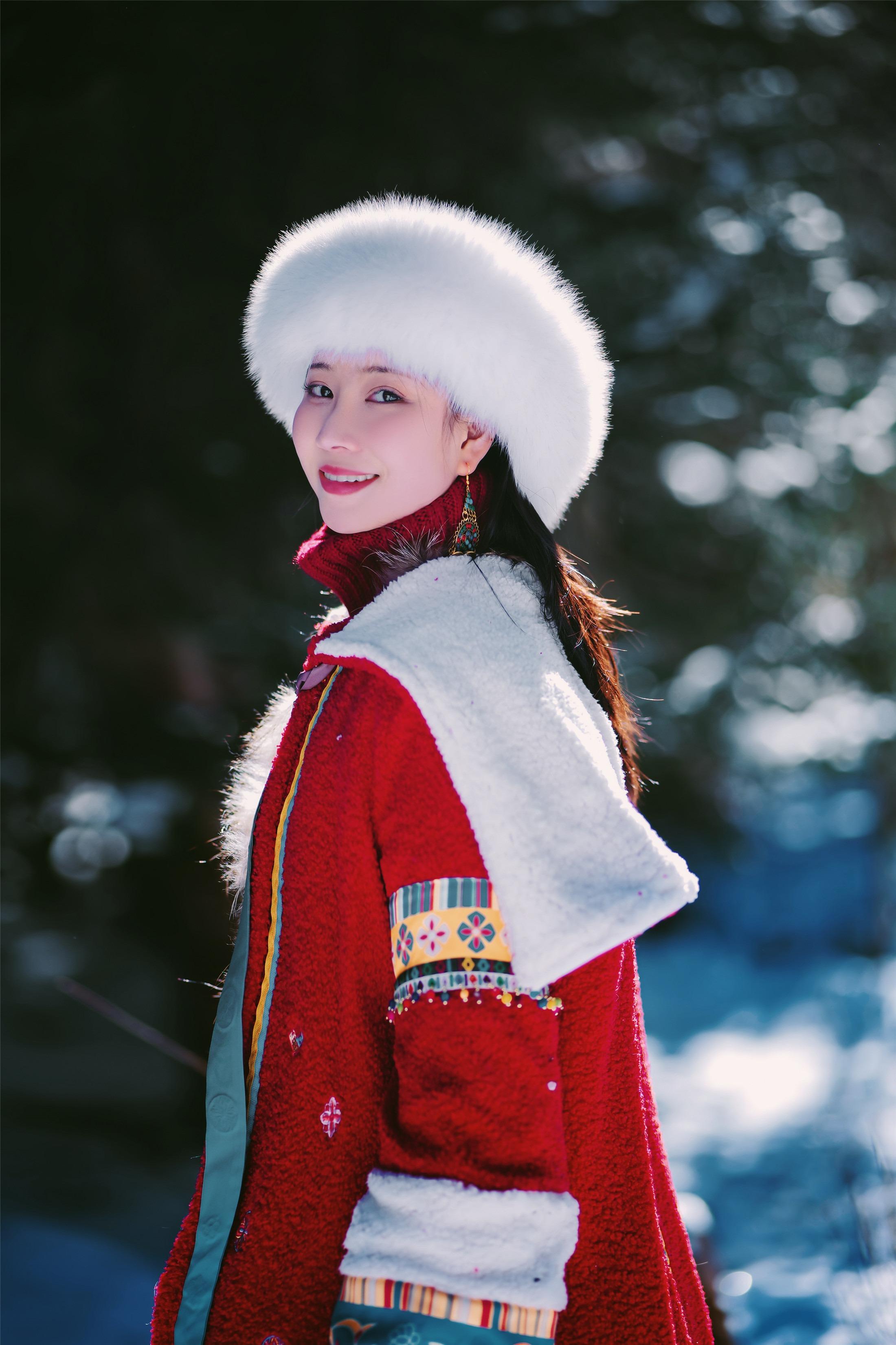 Nian Nian - Auspicious Snow Heralds a Bountiful Year, Two Sets, 74P