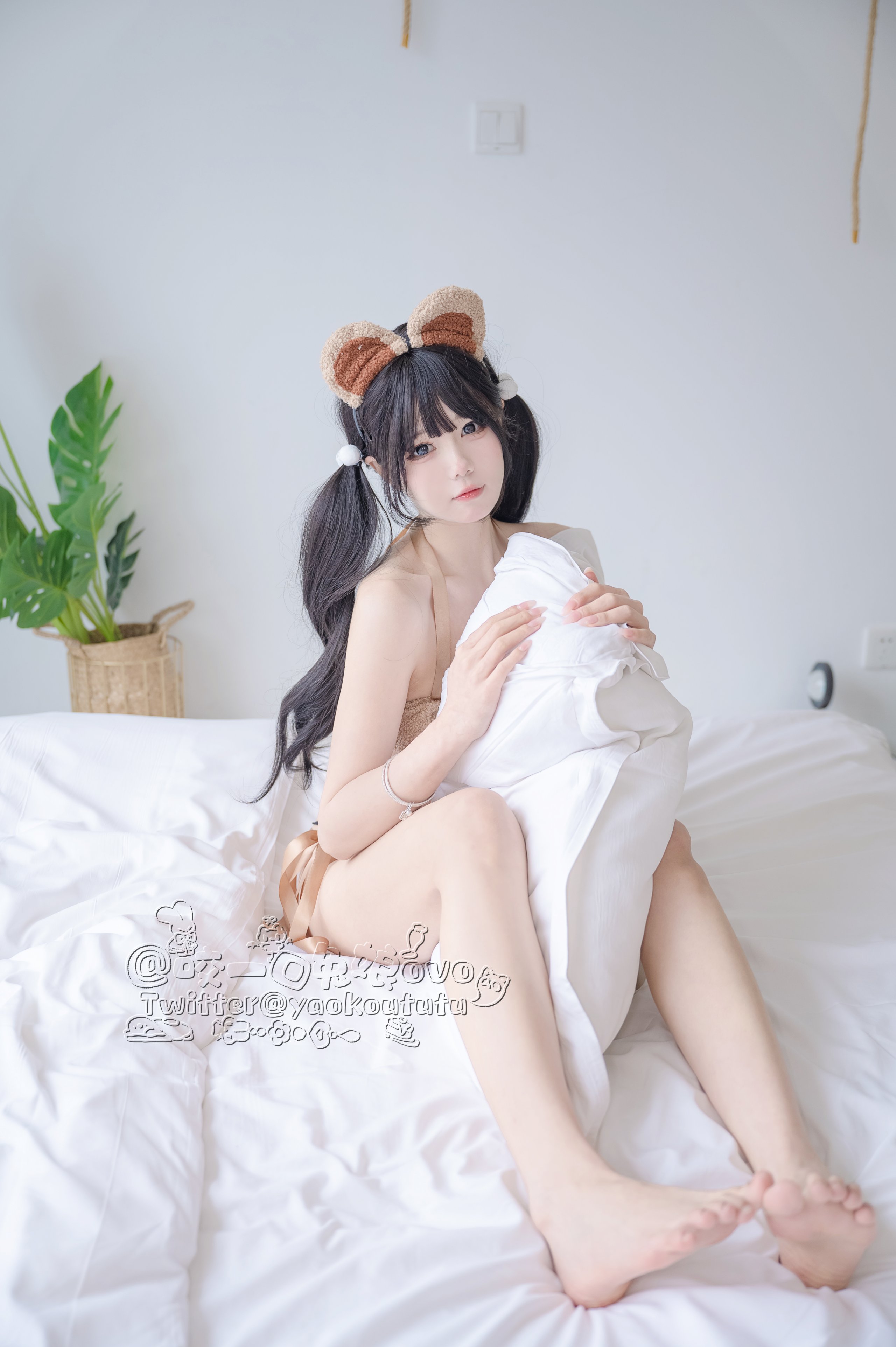咬一口兔娘]小熊パジャマ