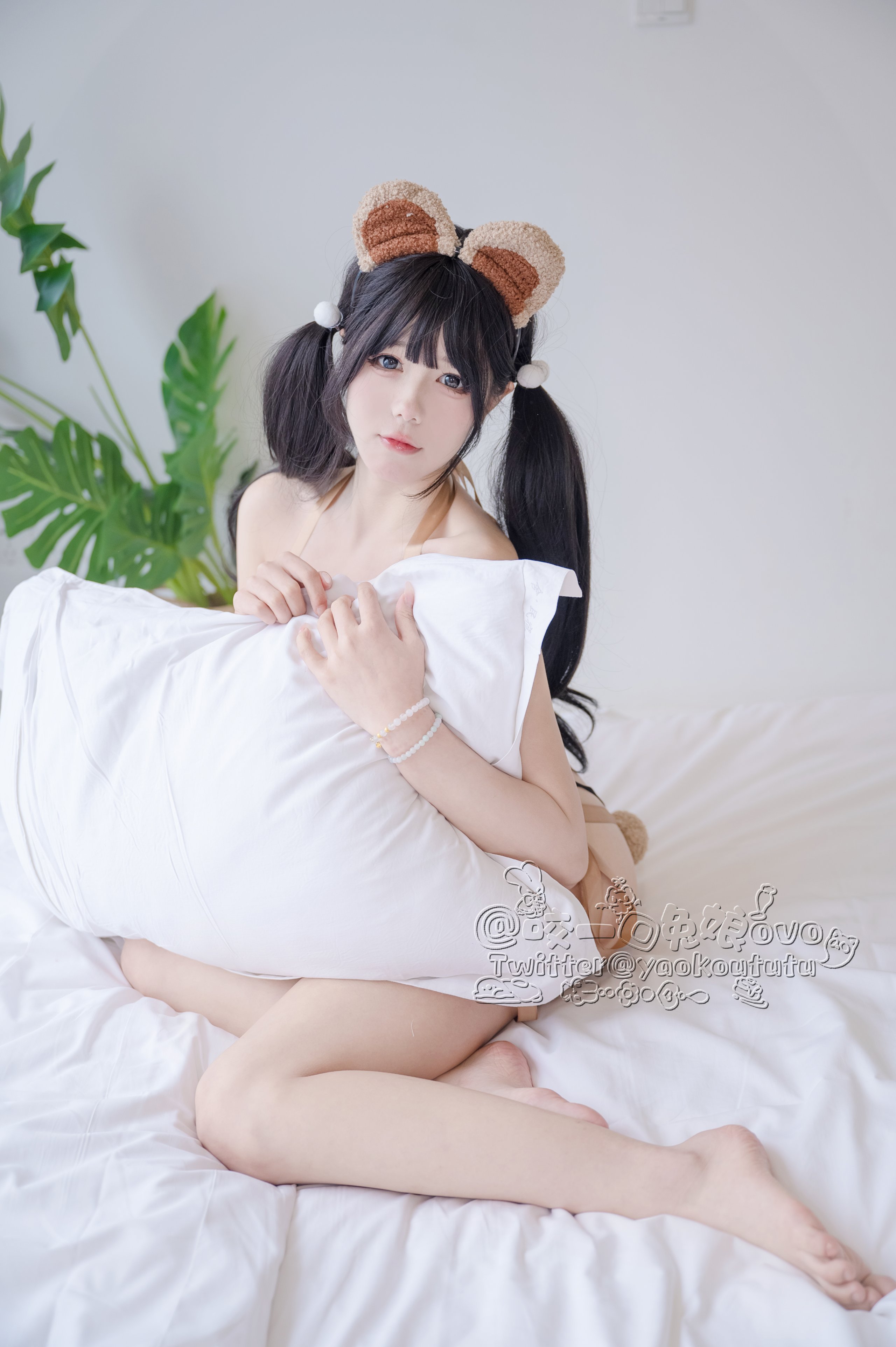 咬一口兔娘]小熊パジャマ