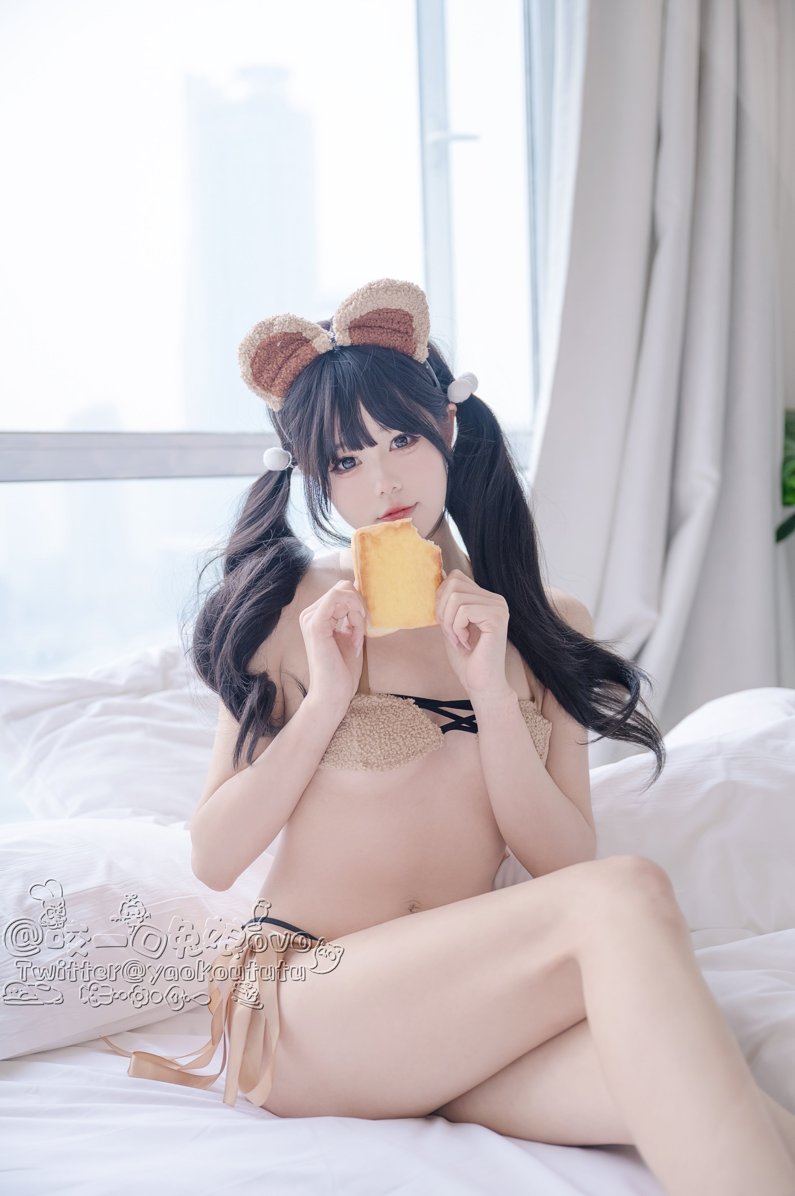 咬一口兔娘]小熊パジャマ