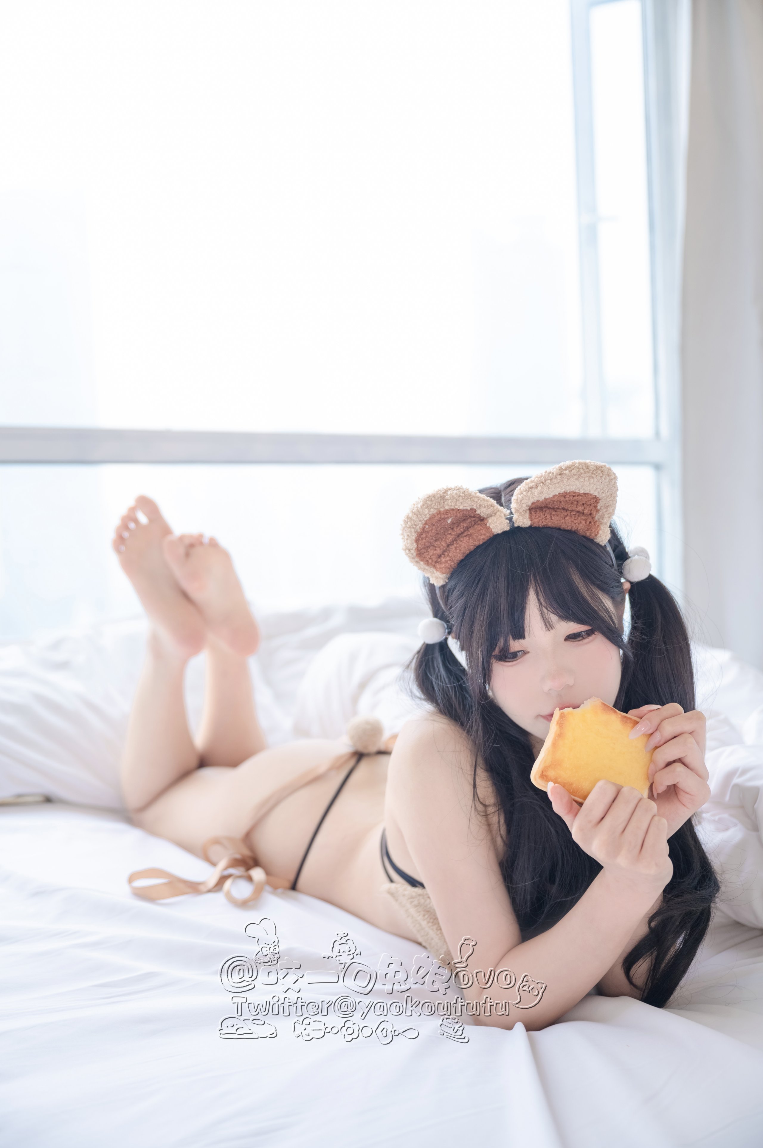 Bite a Bunny Girl] Áo Ngủ Gấu Con