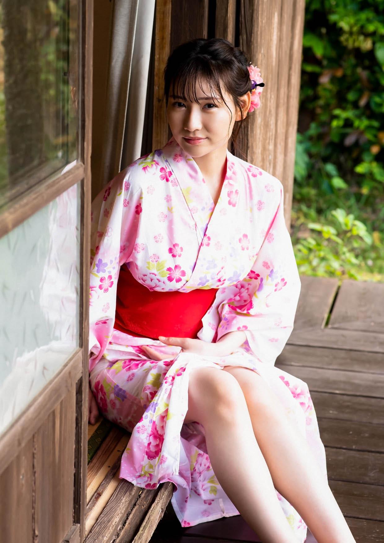 山手梨愛 1st写真集⎾Ria⏌112P