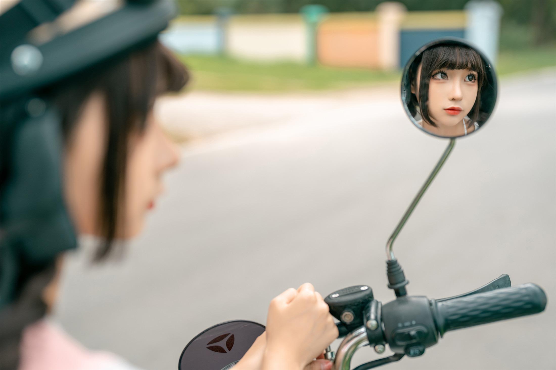 蠢沫沫 - 電気自動車 120P