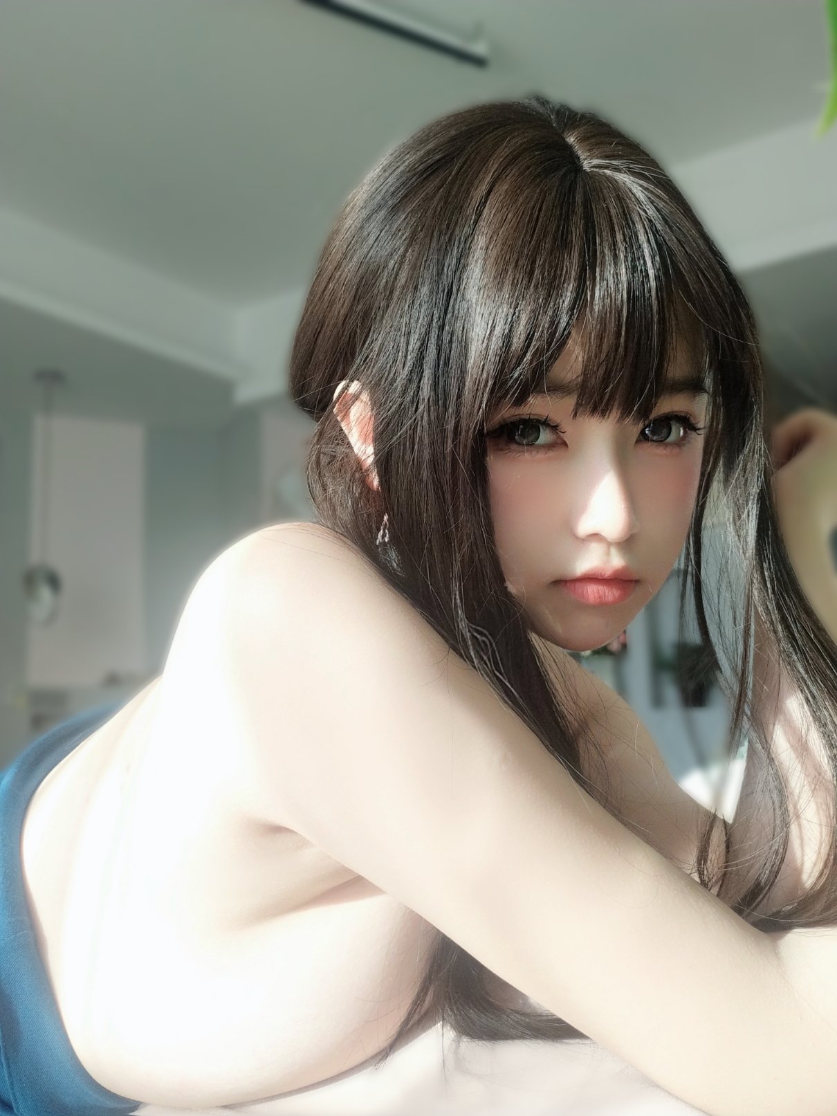 Female Lead K No. 002, the Sister Enjoying the Cool