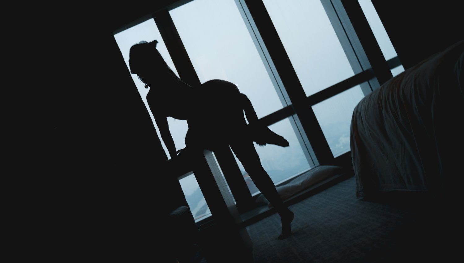 A Zhu『アナルプラグ猫ガール』コスプレ写真