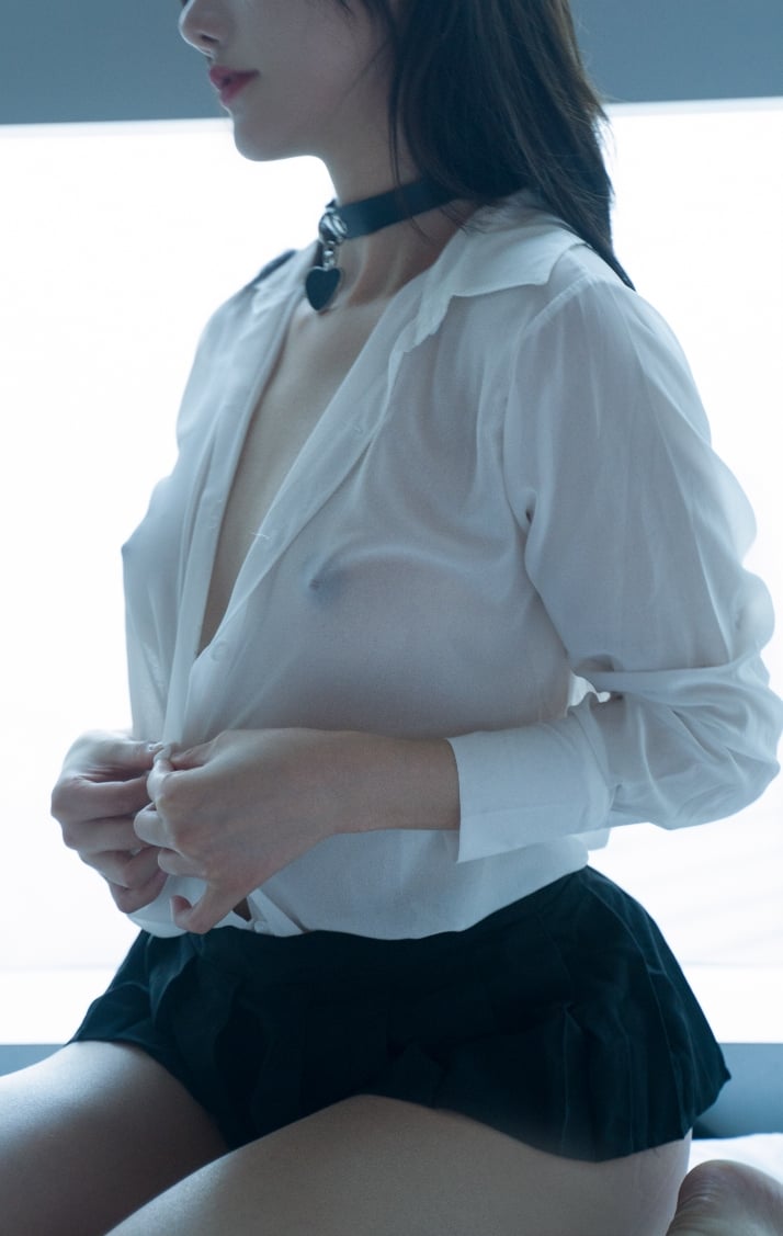 A Zhu '애널 플러그 캣걸' 코스프레 화보