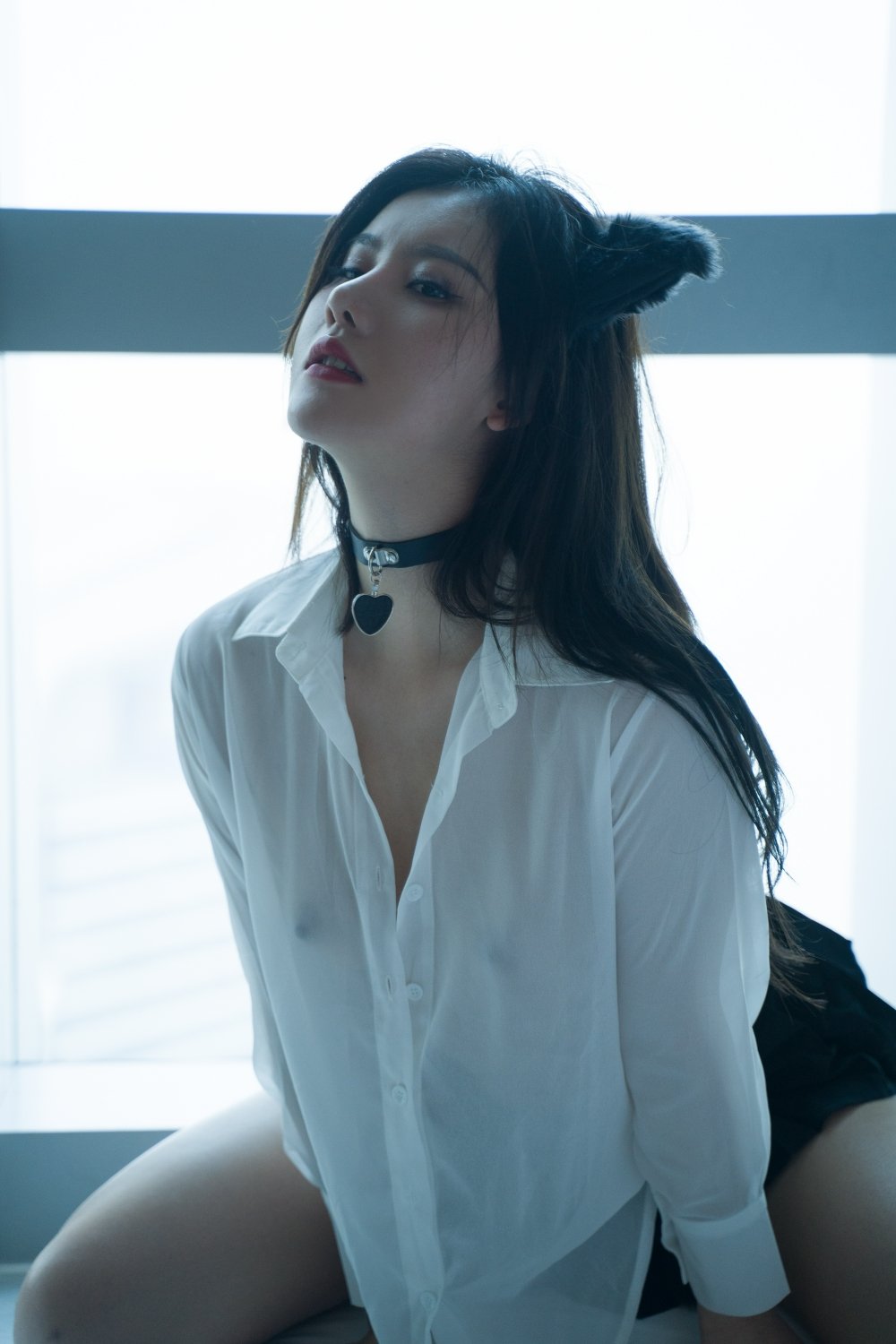 A Zhu '애널 플러그 캣걸' 코스프레 화보