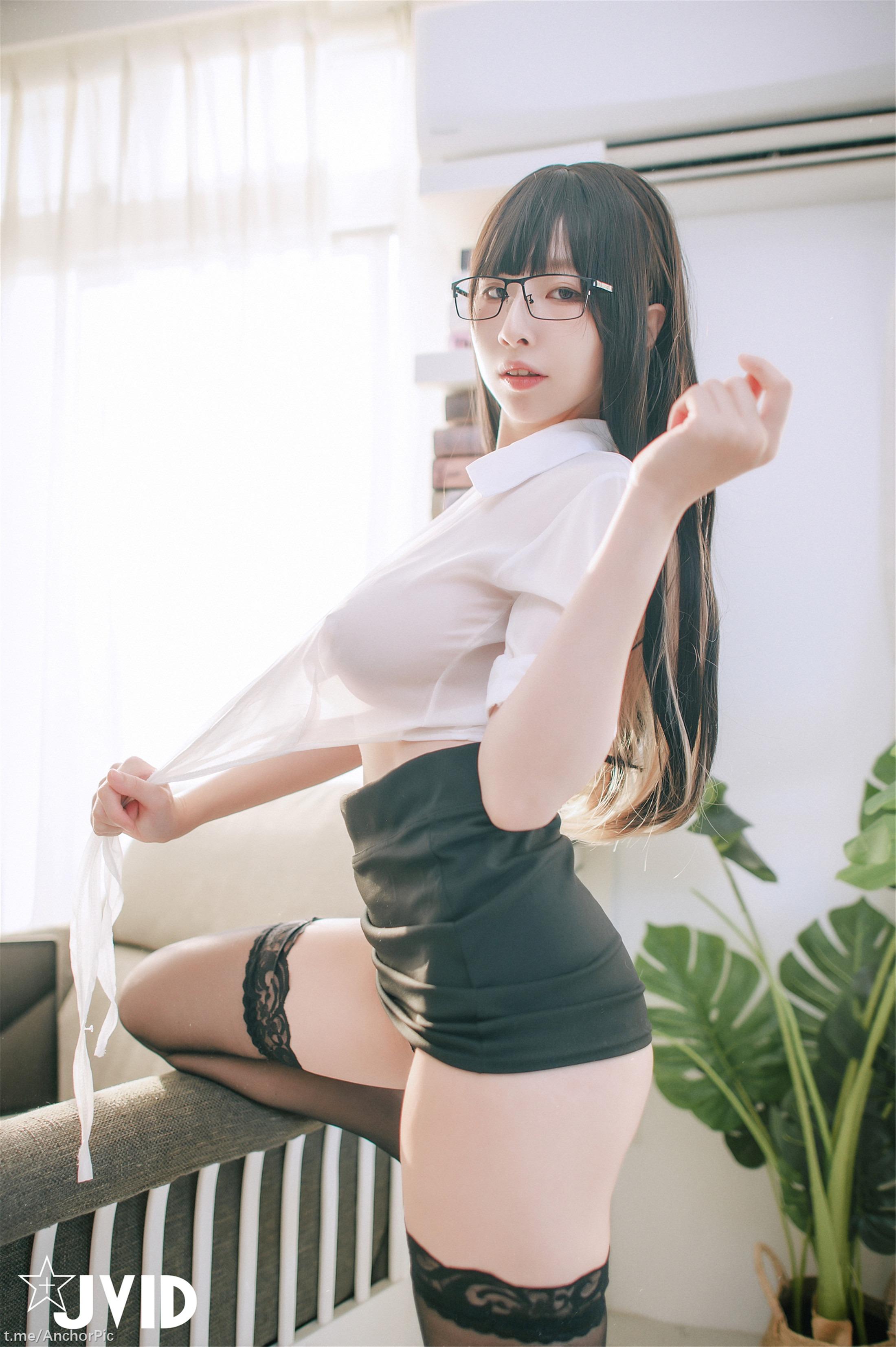 [JVID]黎菲兒 - 巨乳女同事 109P