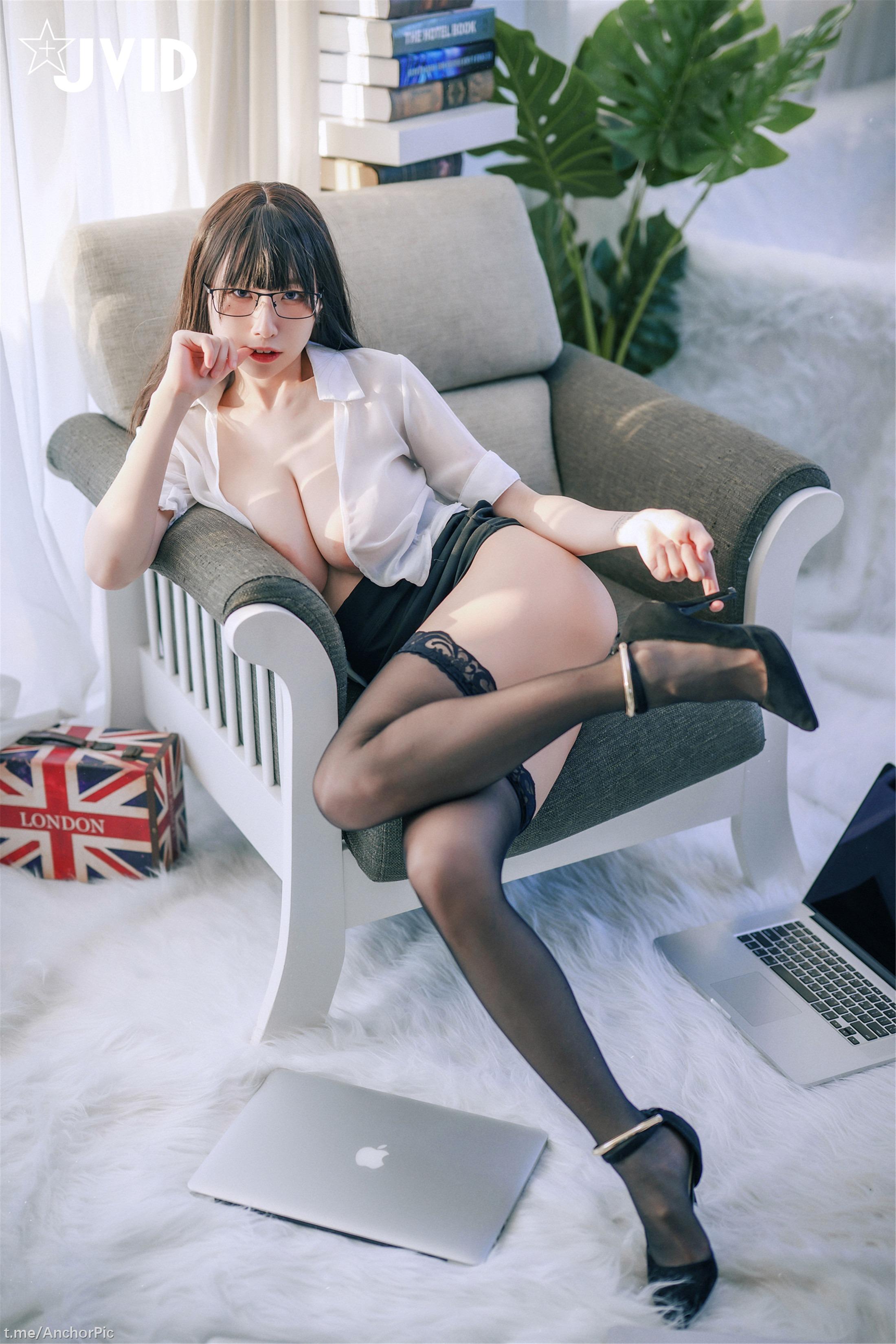 [JVID]黎菲兒 - 巨乳女同事 109P