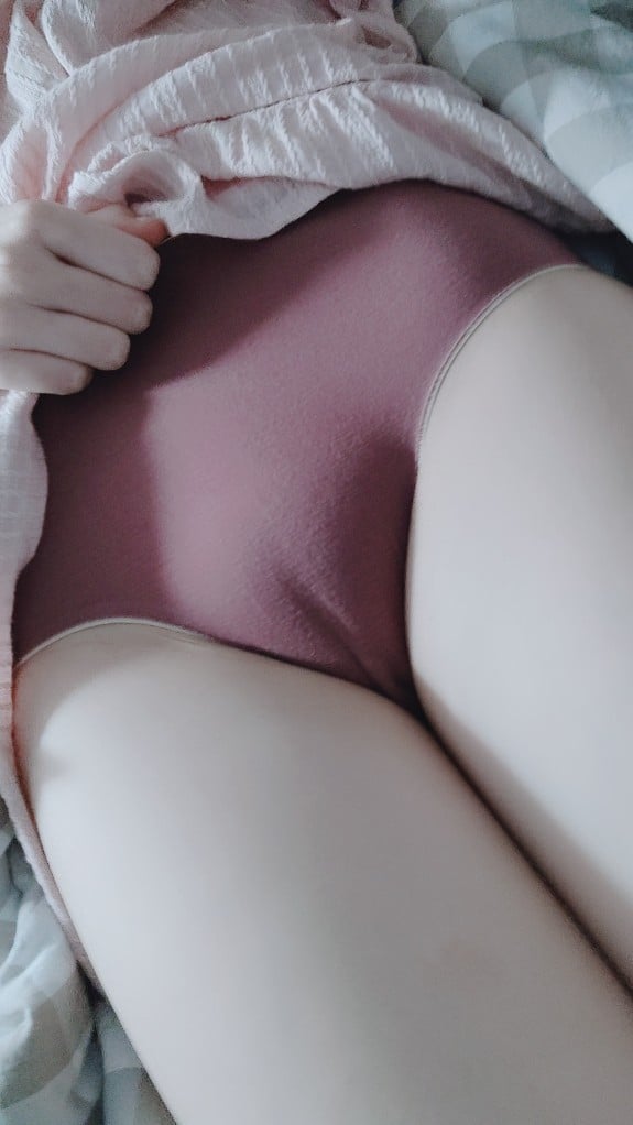 ThZu.Cc]LOLเมย์จือERICAHANDรูปภาพ