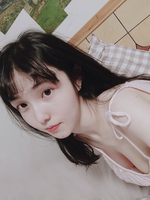 ThZu.Cc] LOL Girl ERICAHAND Pictures