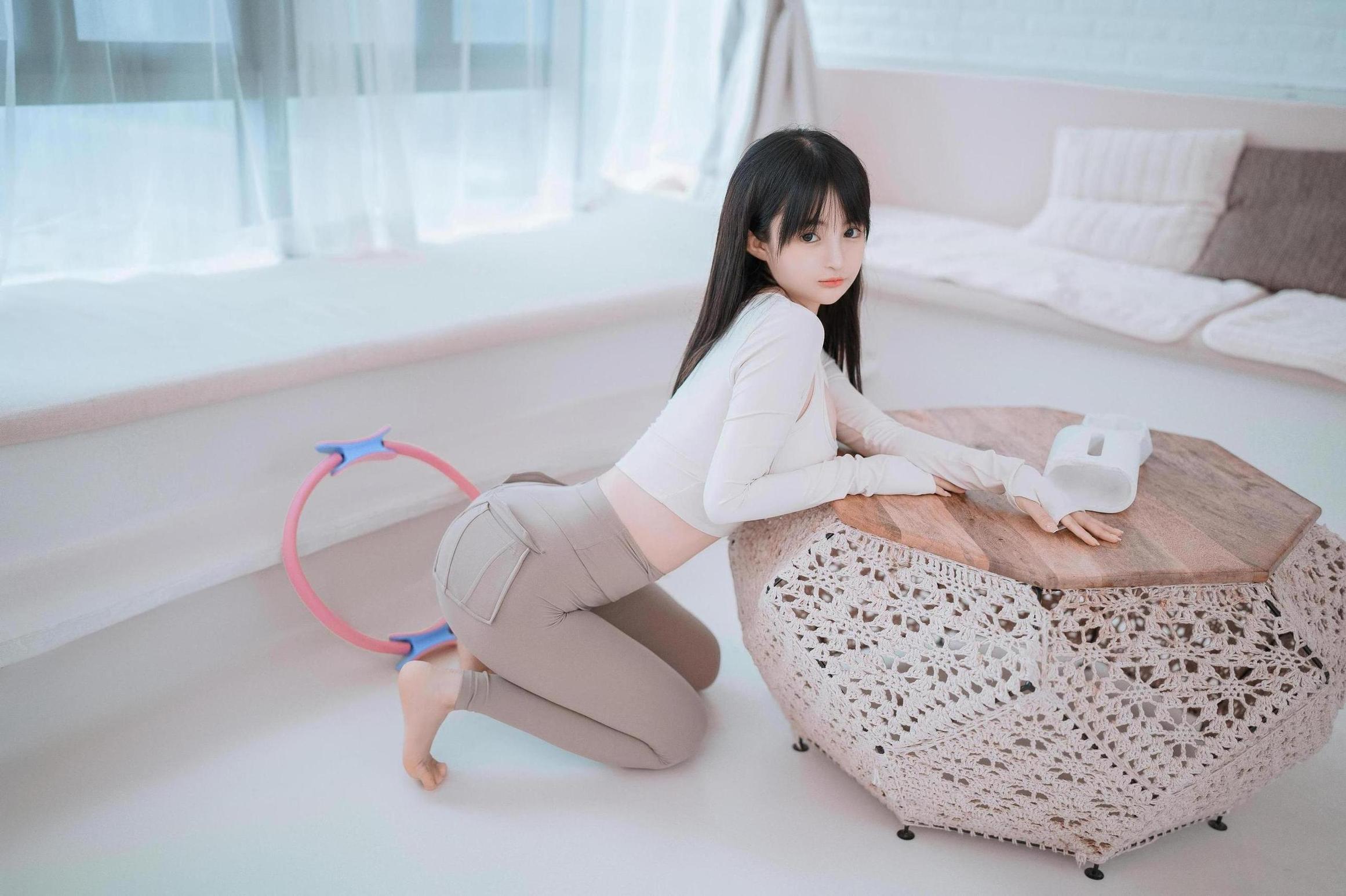 Sakurai Ning Ning - Yoga Girl