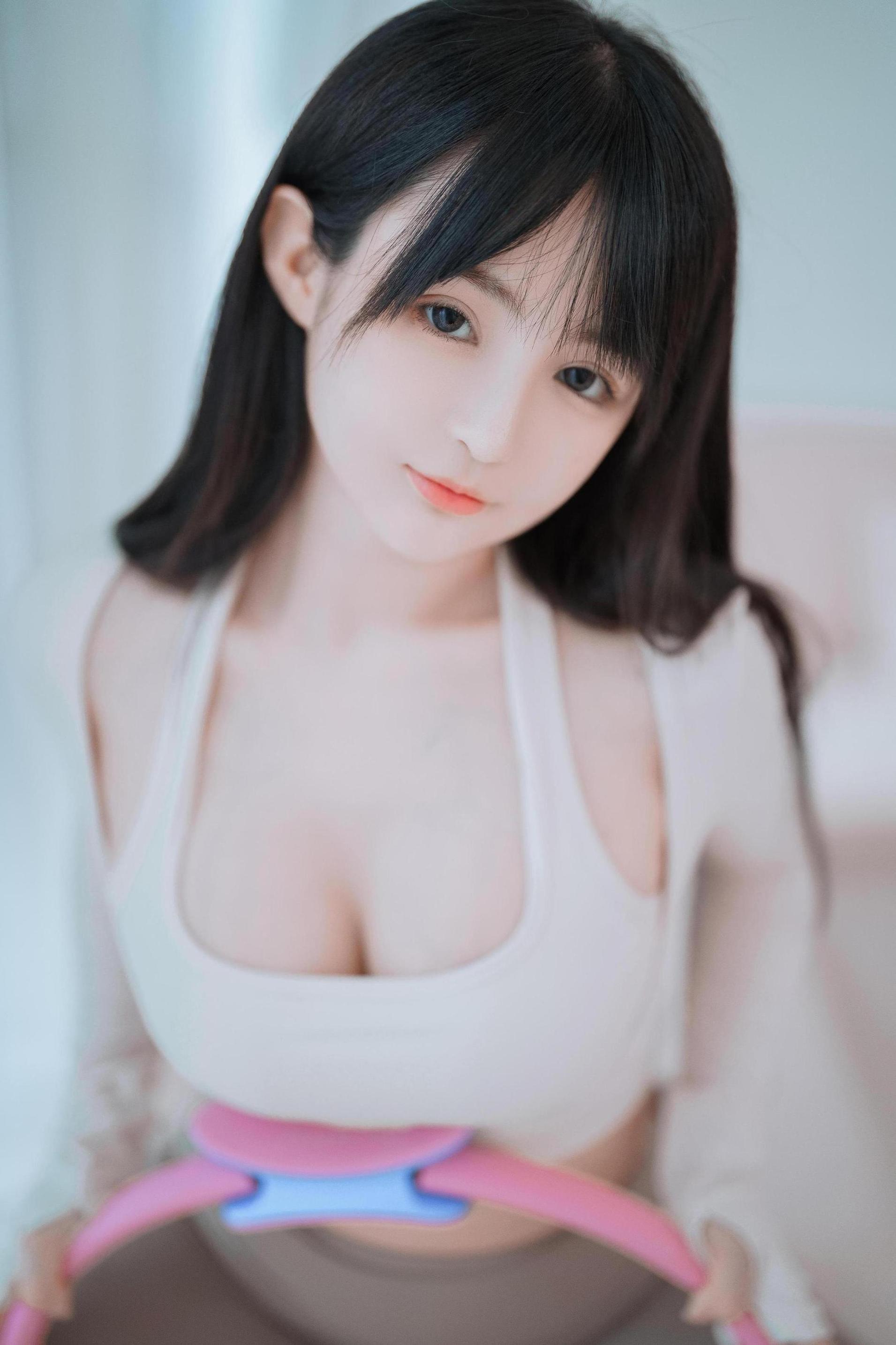 Sakurai Ning Ning - Cô gái Yoga