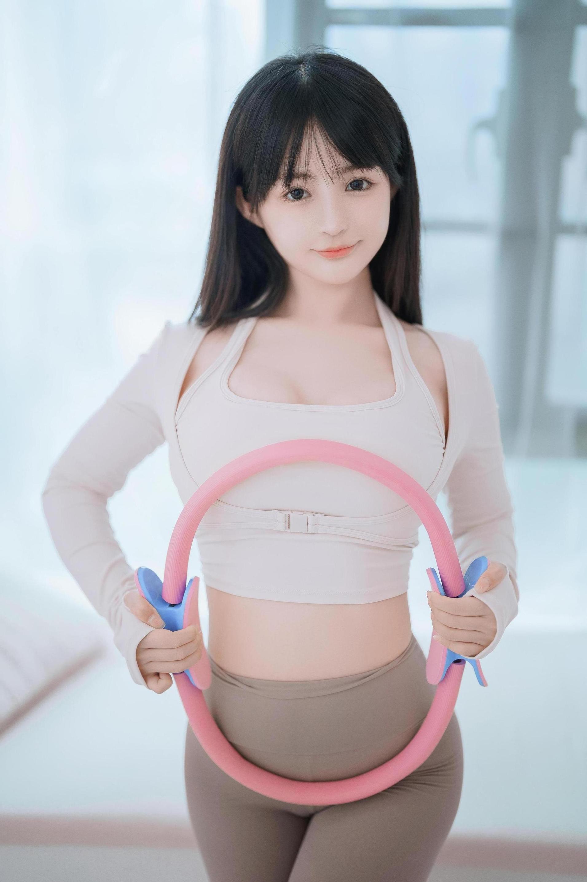 Sakurai Ning Ning - Cô gái Yoga