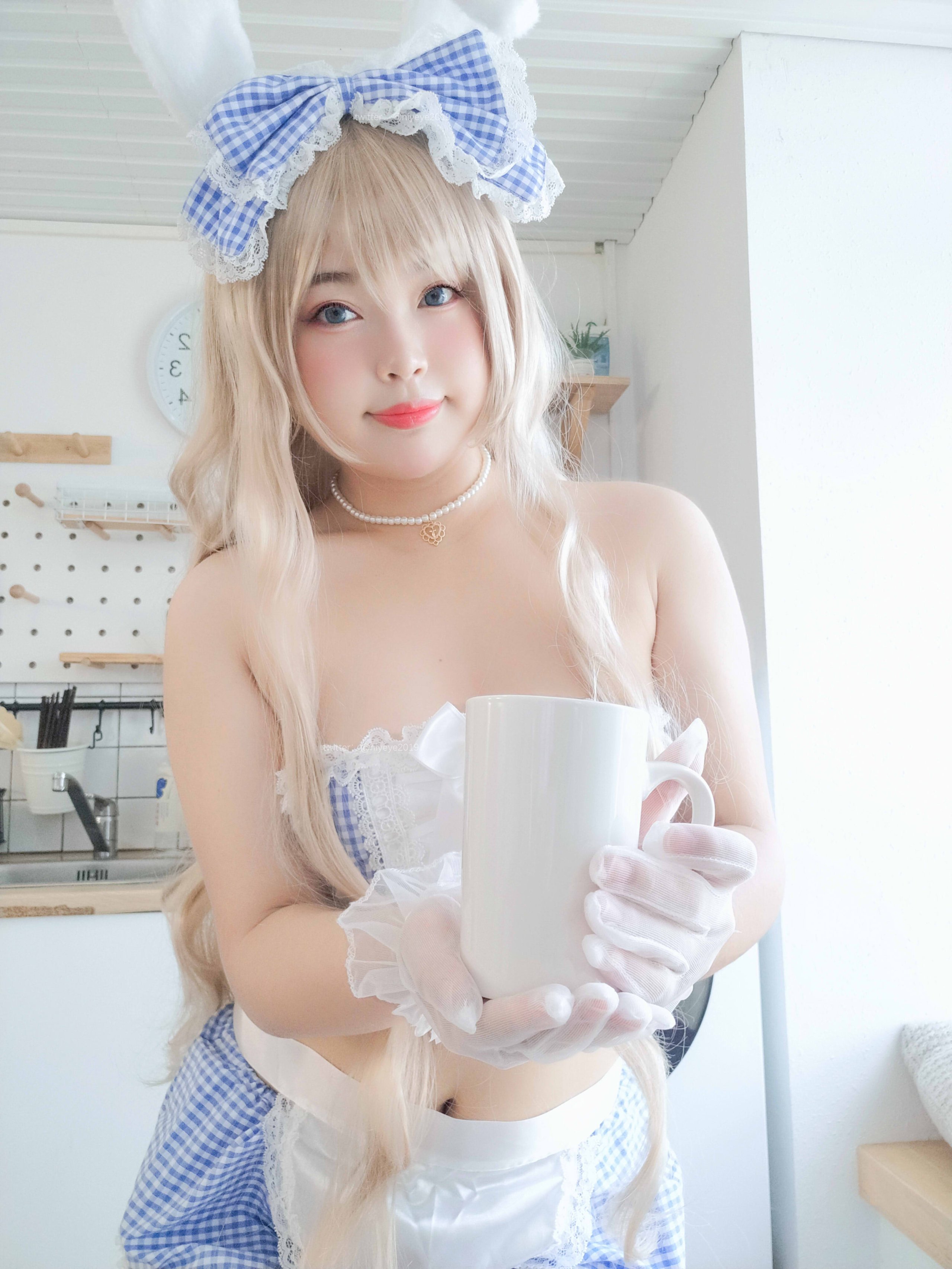 Bạch Dạ - Kỳ Động Dục