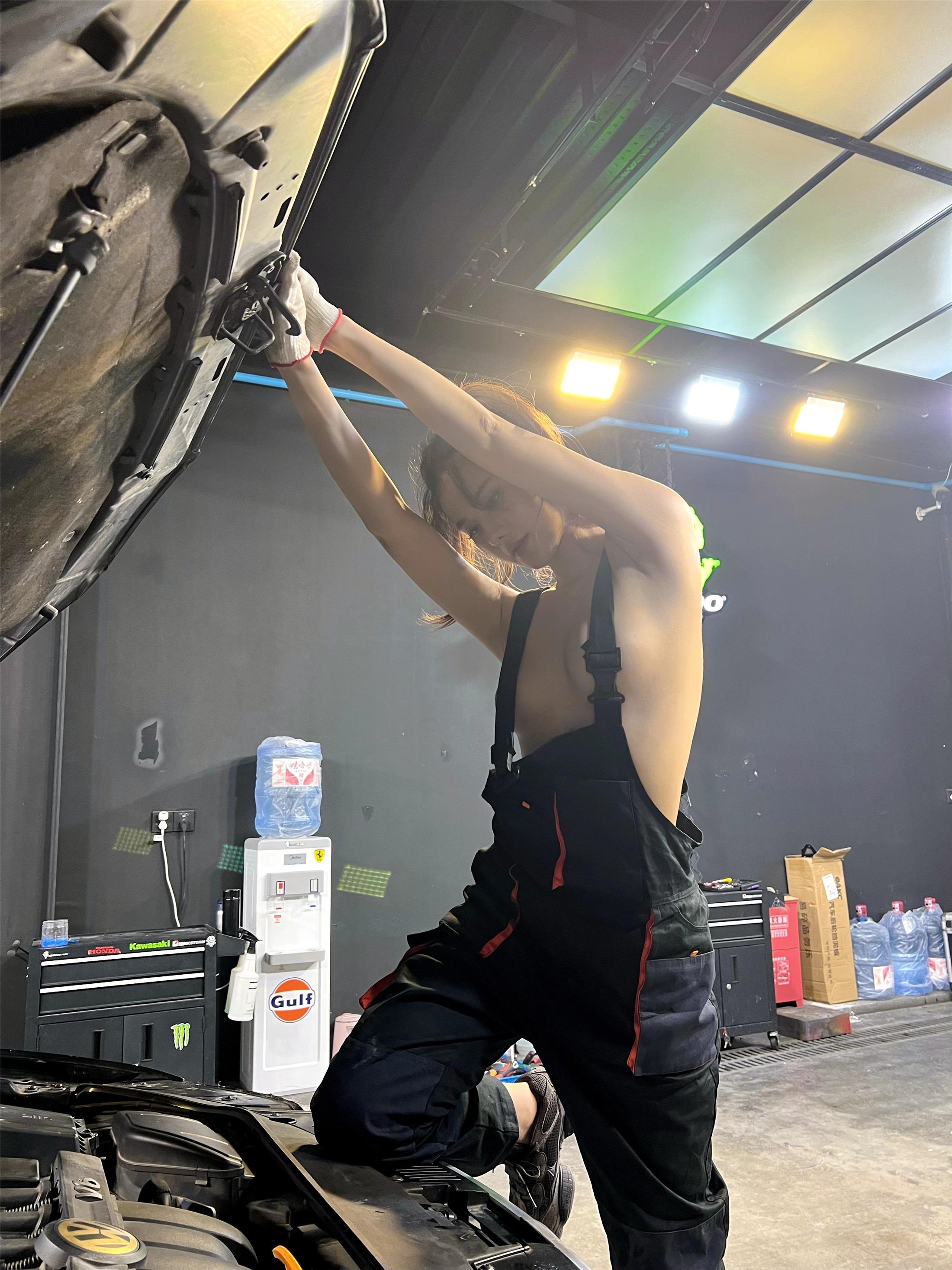 อาจู - เซ็กซี่ ช่างซ่อม 119P
