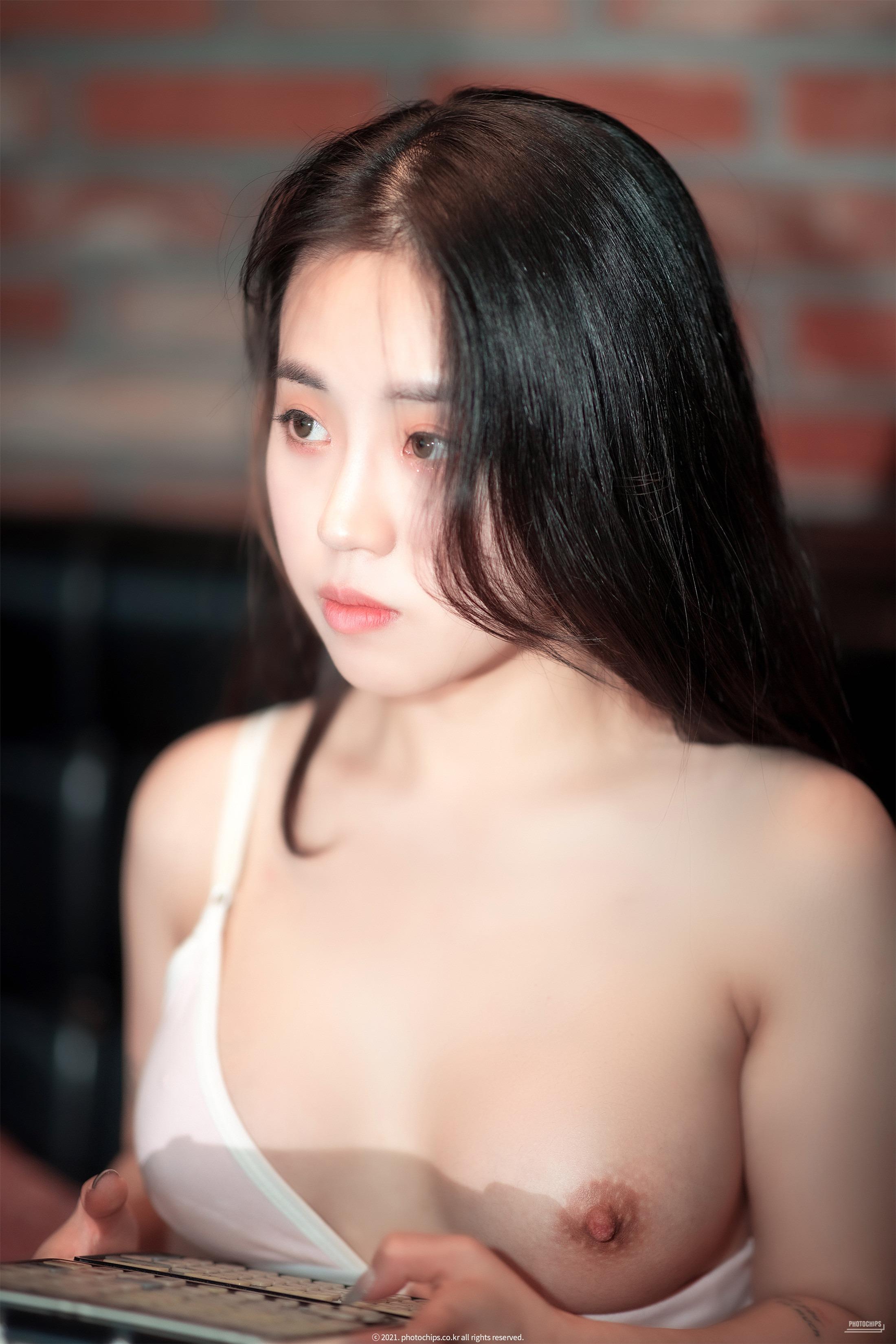 [PhotoChips] Vol.114-No.14 Dami benchmark 152p
