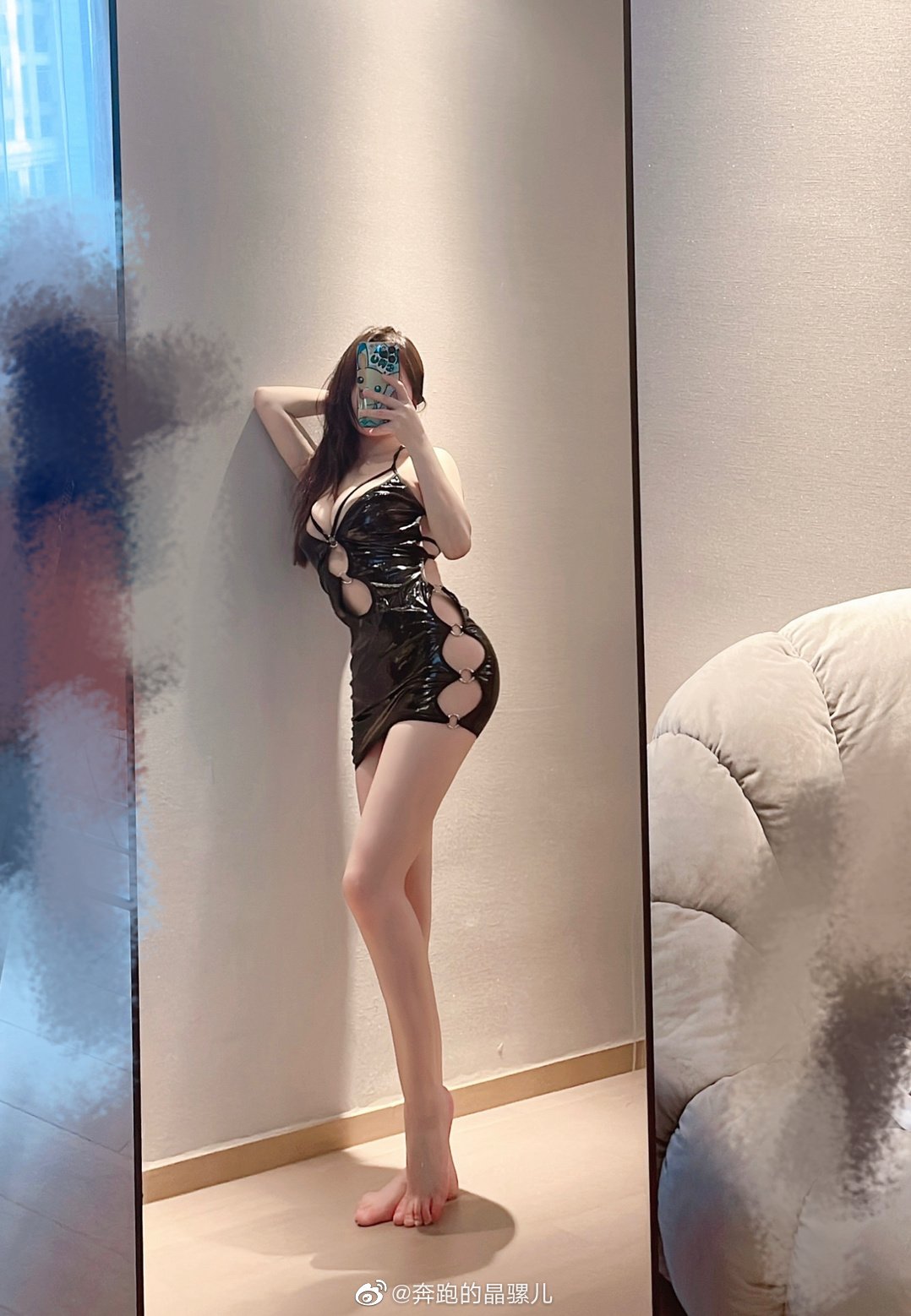 Running Crystal Snail's Weibo Miscellaneous Pictures