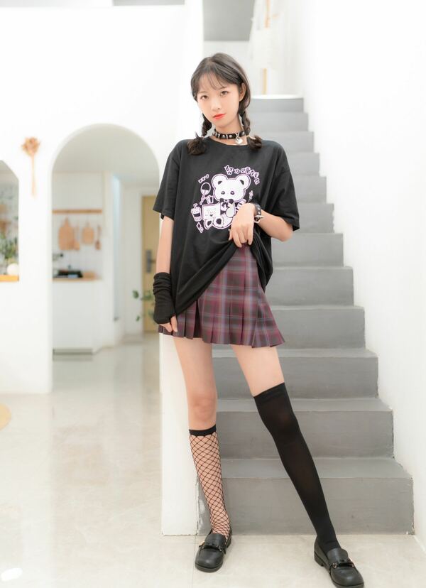 หวังฮงลอลี่-ซี瓜สาว-01