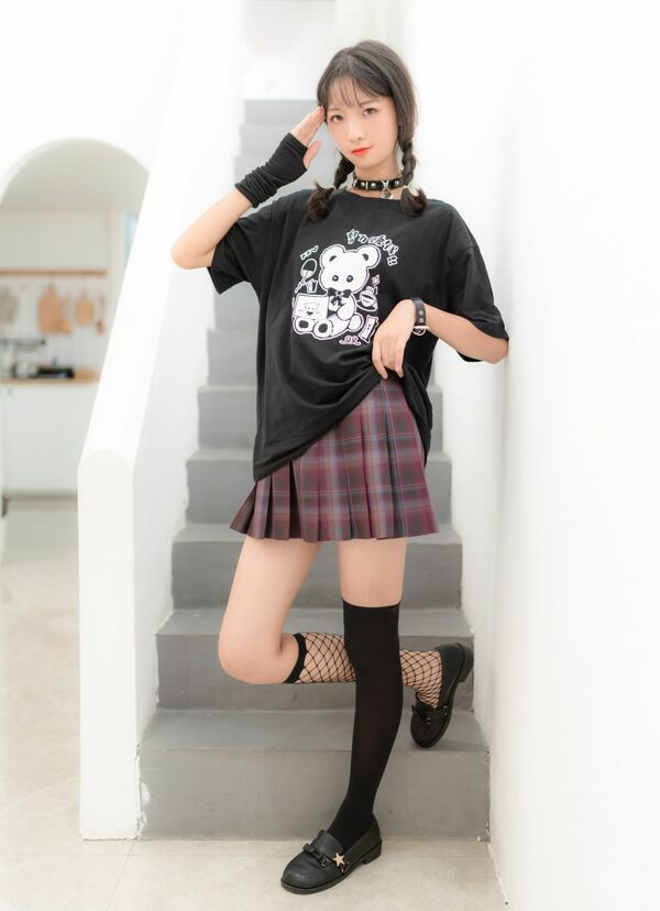 หวังฮงลอลี่-ซี瓜สาว-01