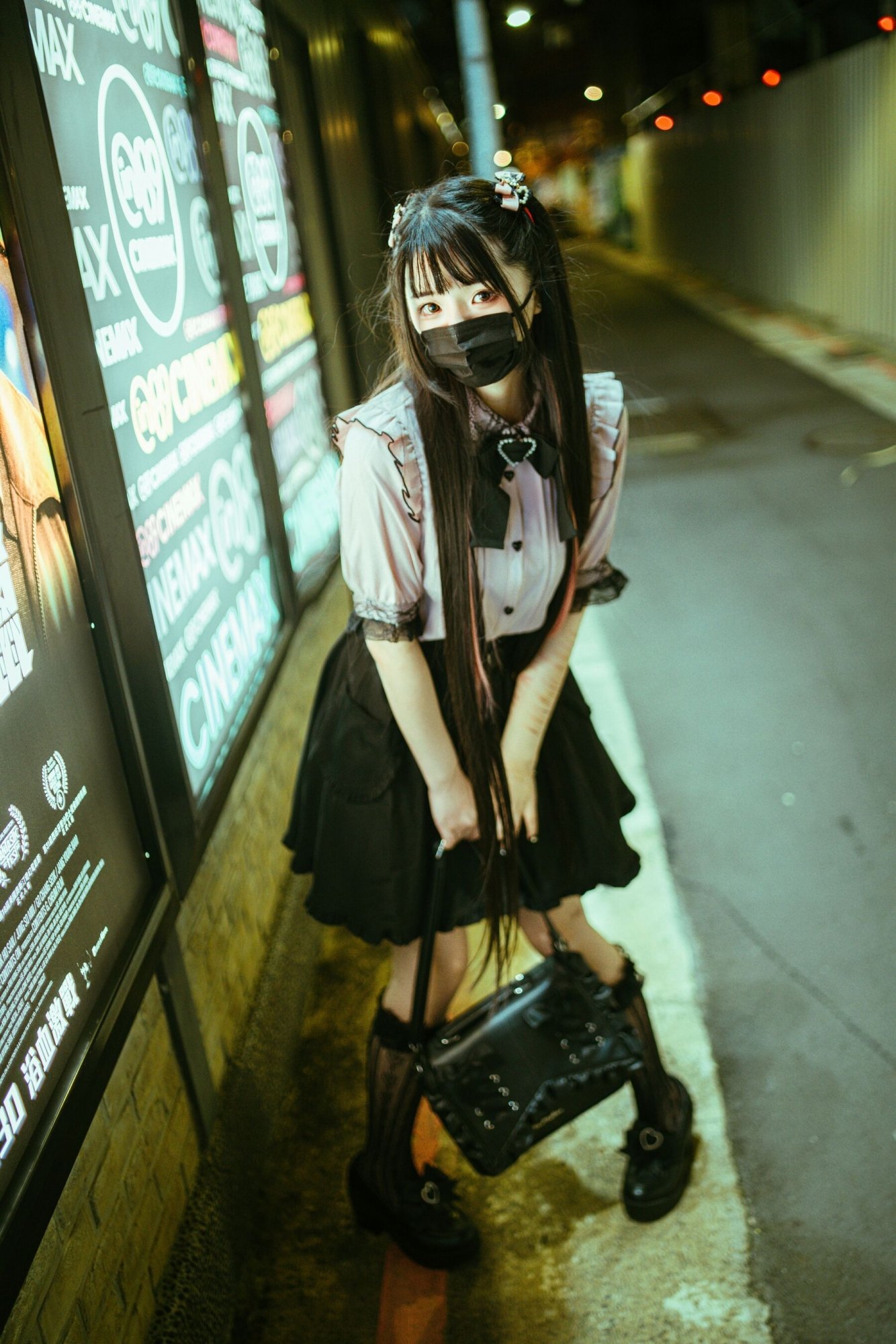 落落ラク- 夜百合