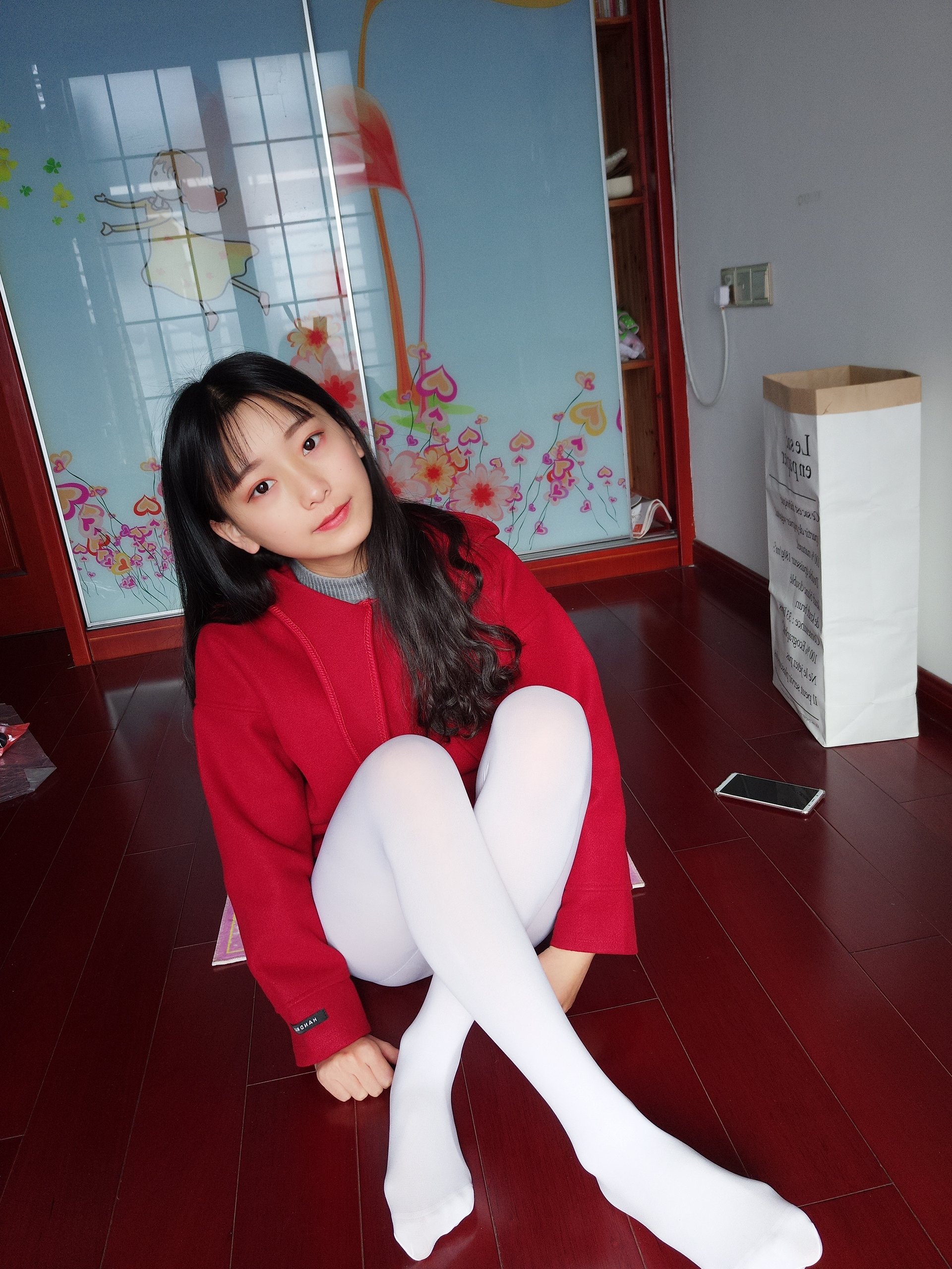 Bei Bei - Red and White Stockings
