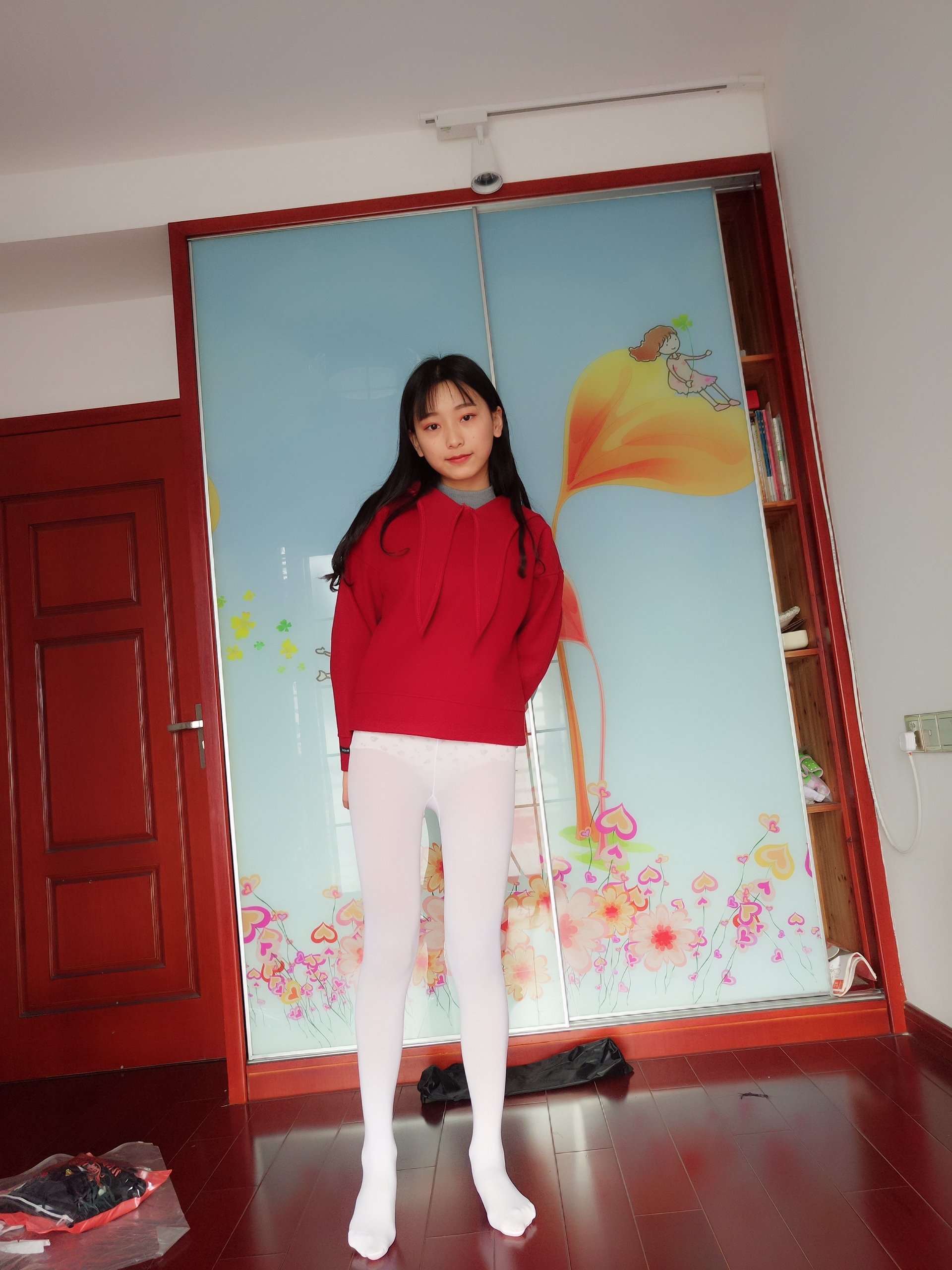 Bei Bei - Red and White Stockings