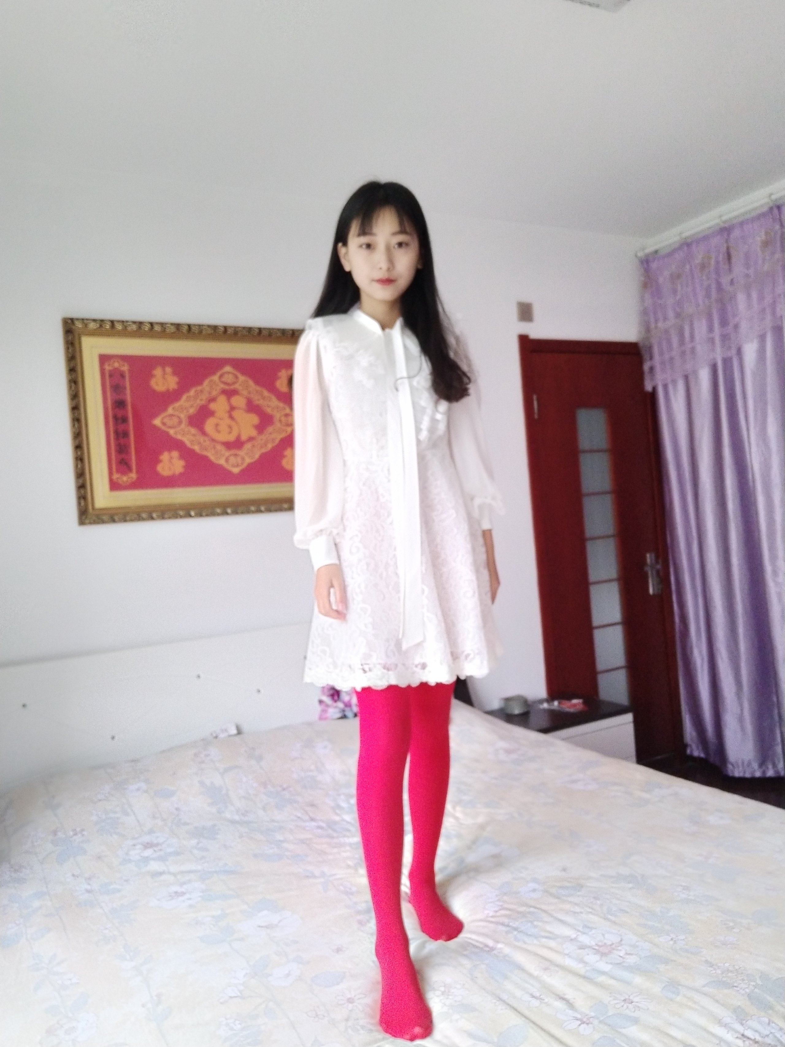 Bei Bei - Red and White Stockings