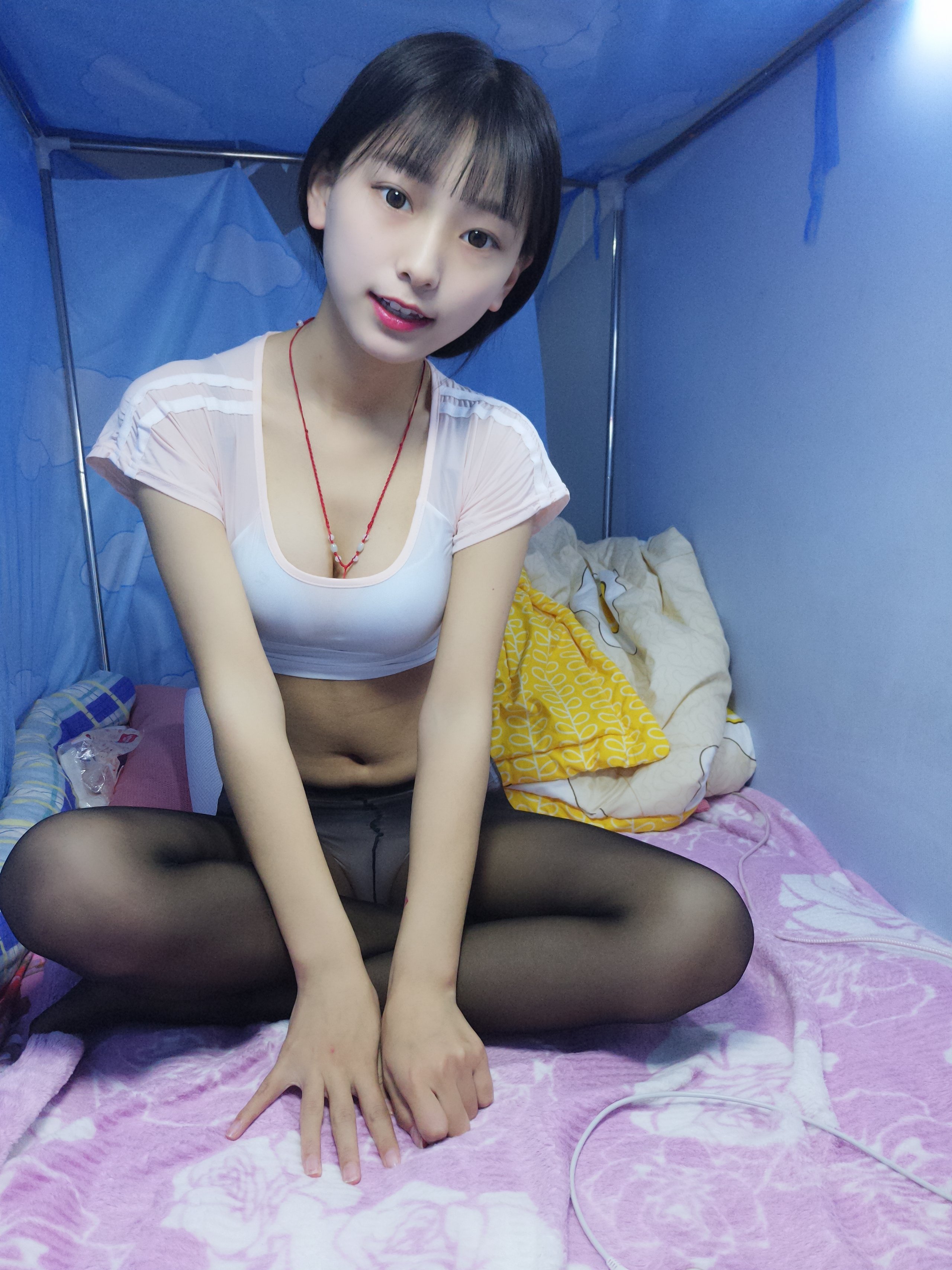 เบบเบ - ถุงน่องบางสีดำและขาว