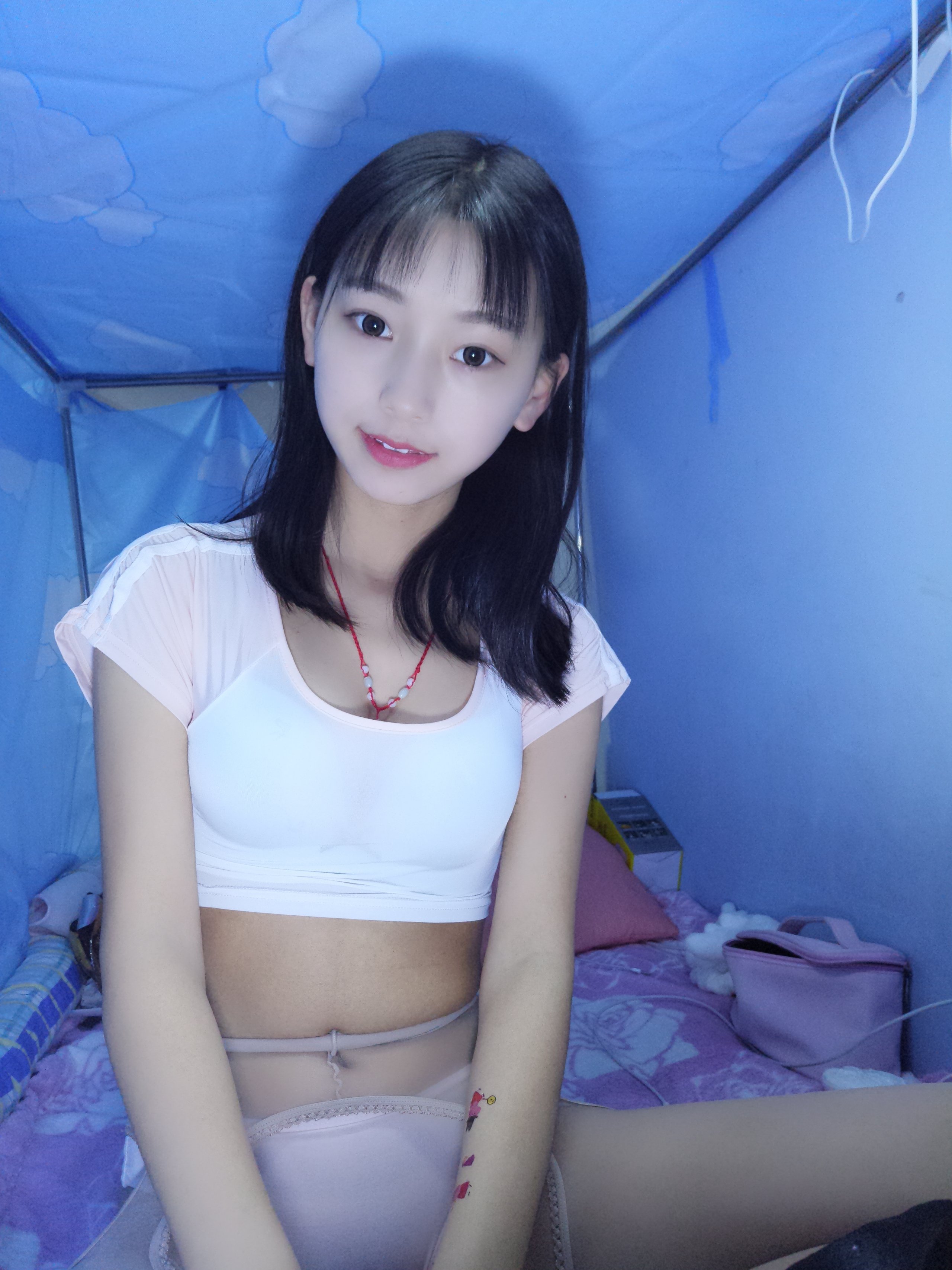 Bối Bối - Tất lụa mỏng đen trắng
