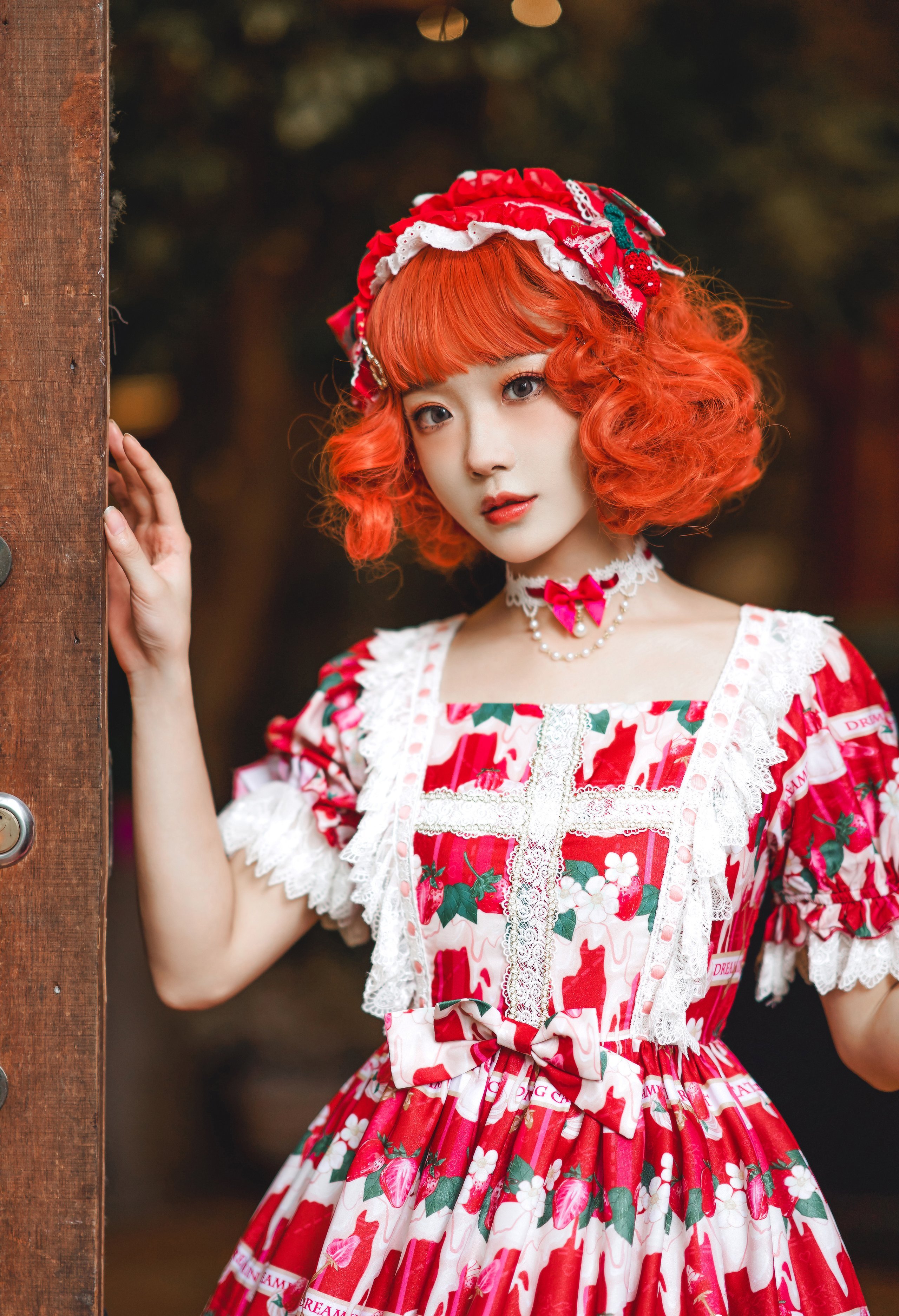 A Bao cũng là thỏ nữ -  belle ta váy đỏ