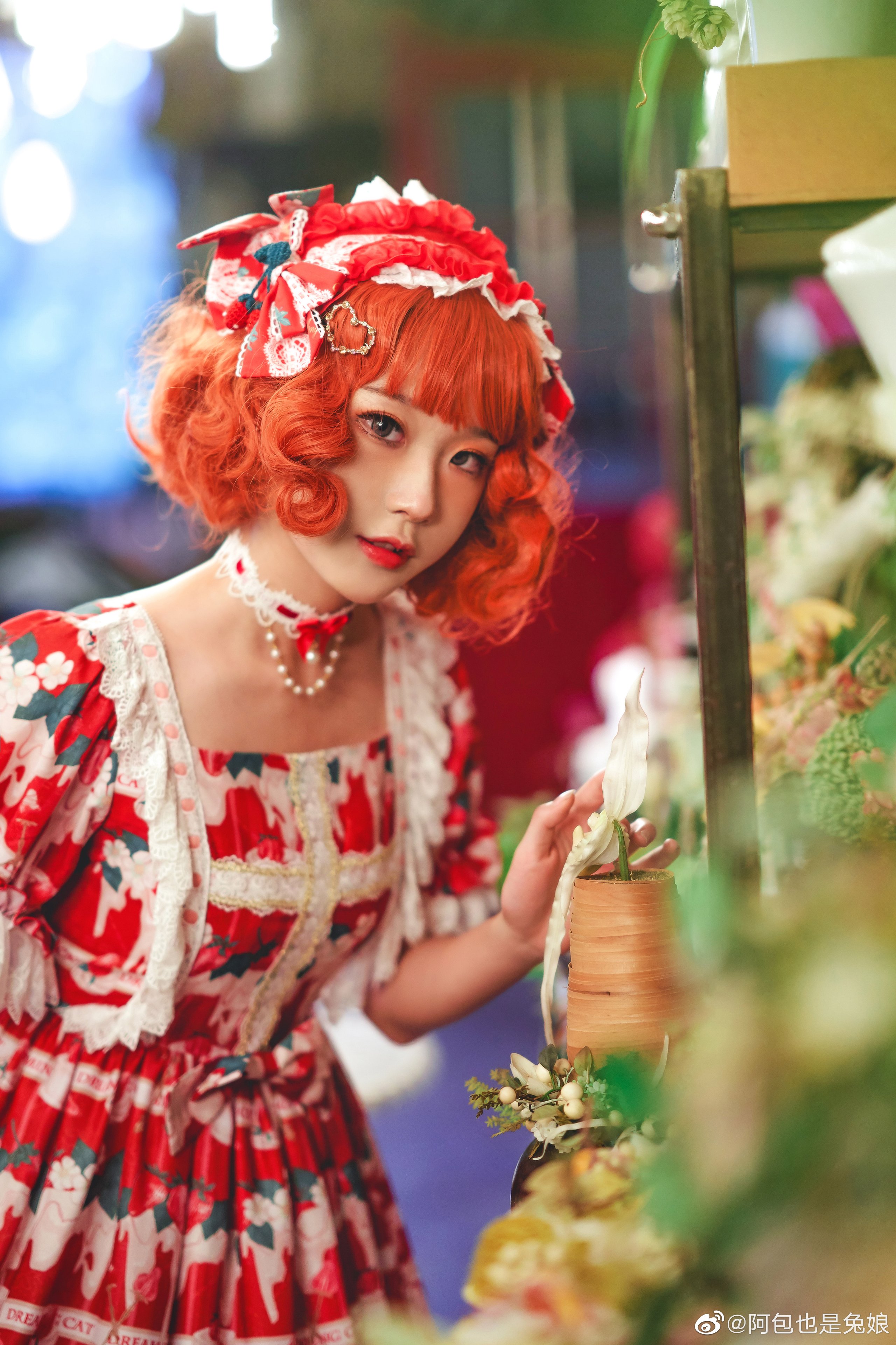 A Bao cũng là thỏ nữ -  belle ta váy đỏ
