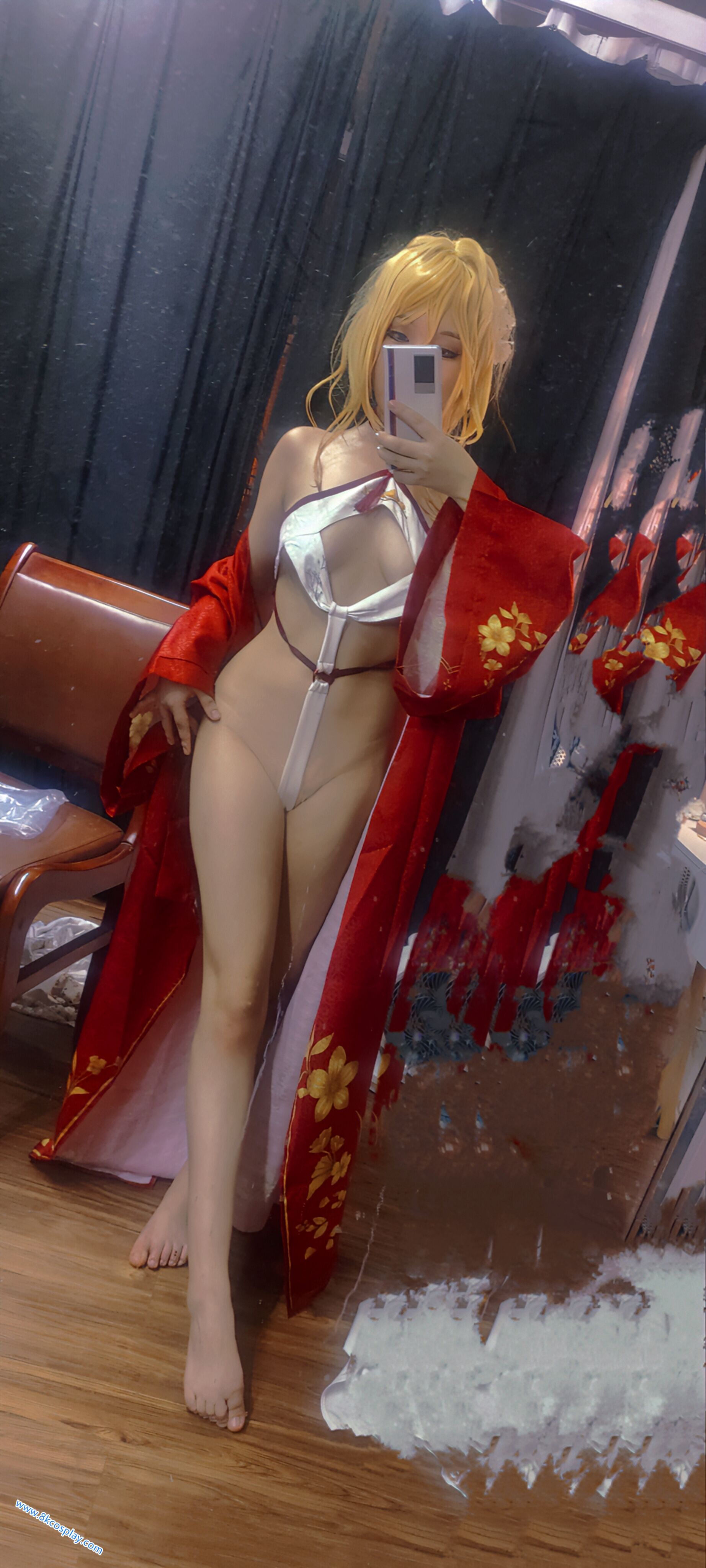 Qi Qi Na Na Zi] Azur Lane Glorious New Year (Main Video + Selfie)