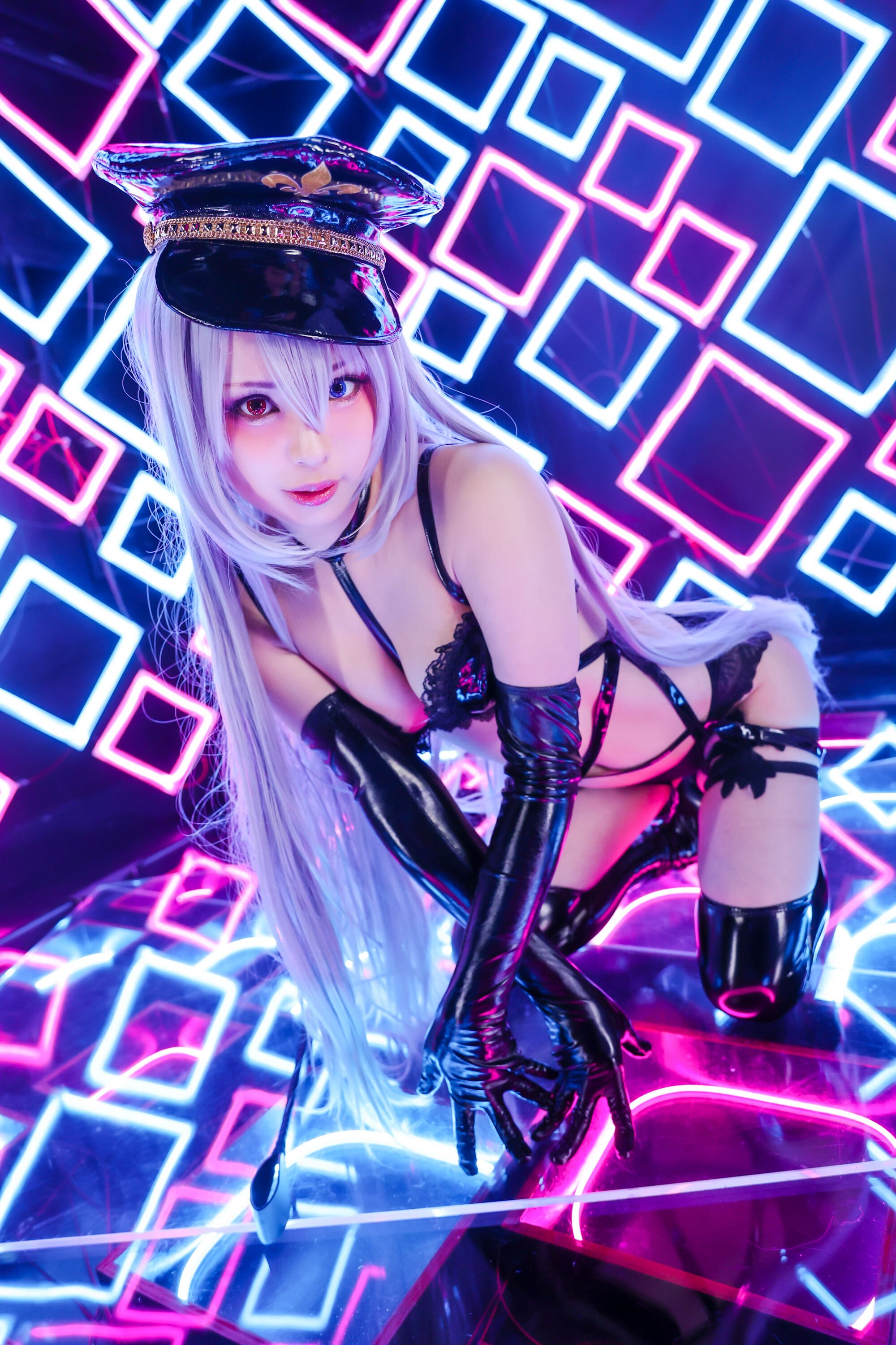 Arisa Chan - 黑半邊蓮