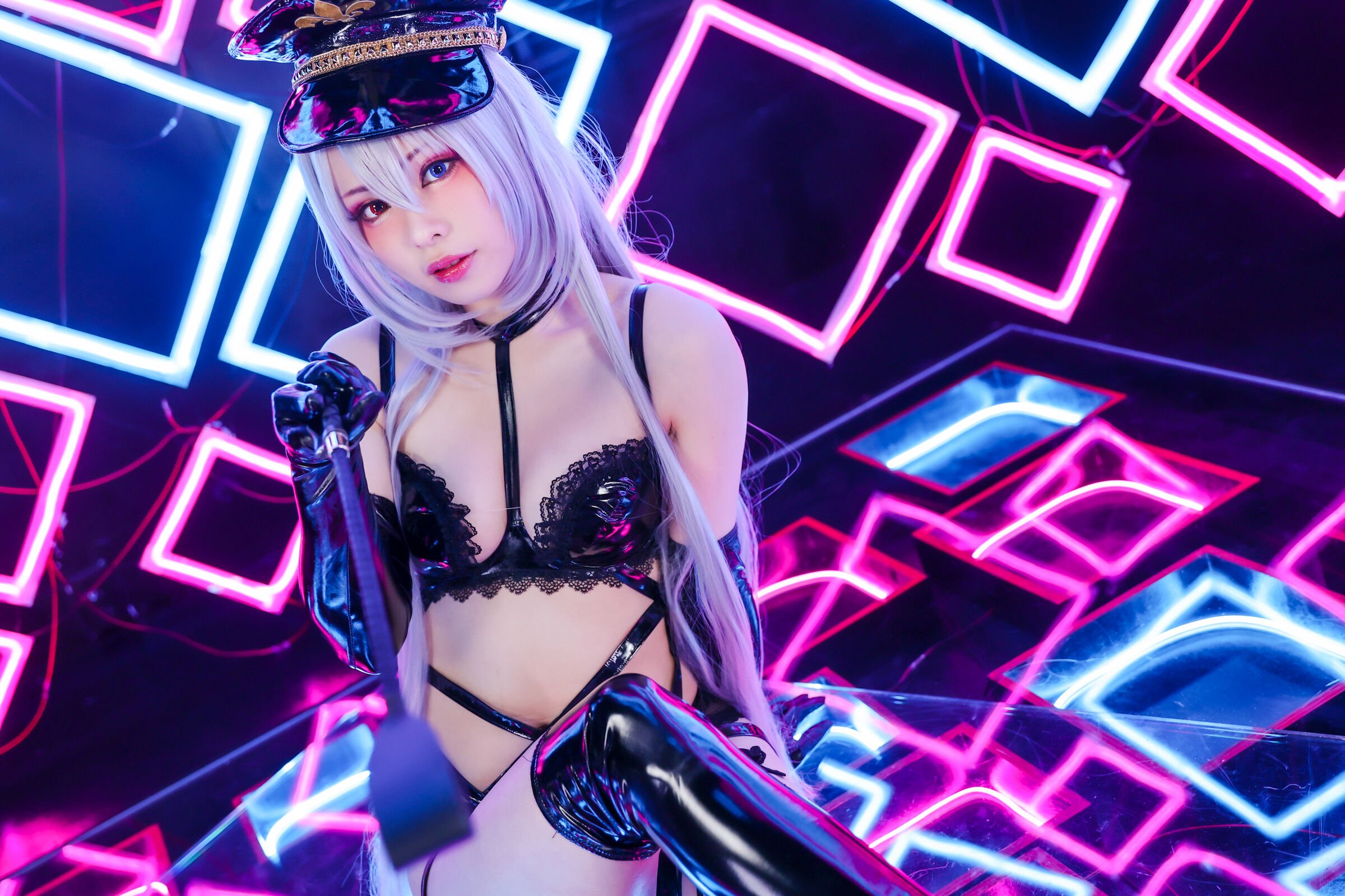 Arisa Chan - 黑半邊蓮