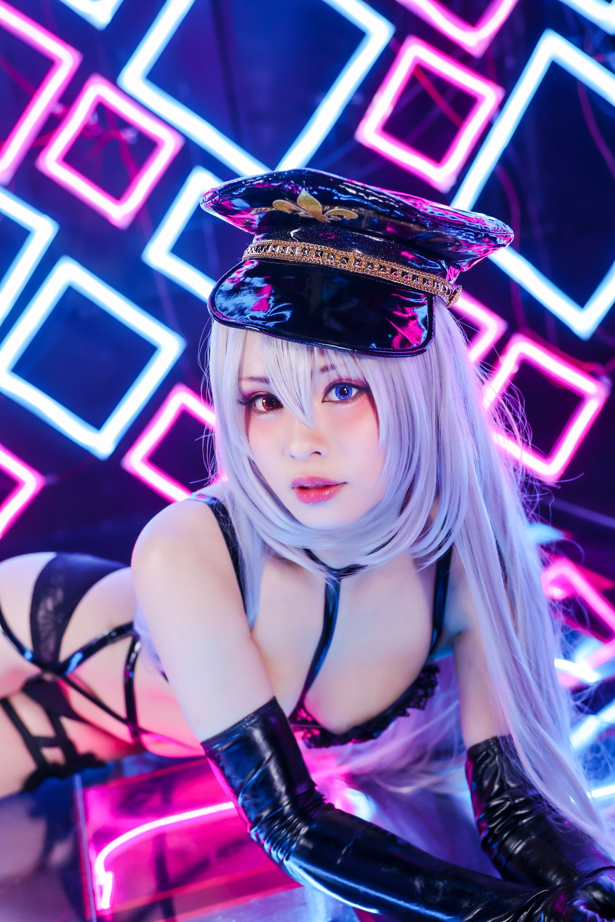 Arisa Chan - 黑半邊蓮