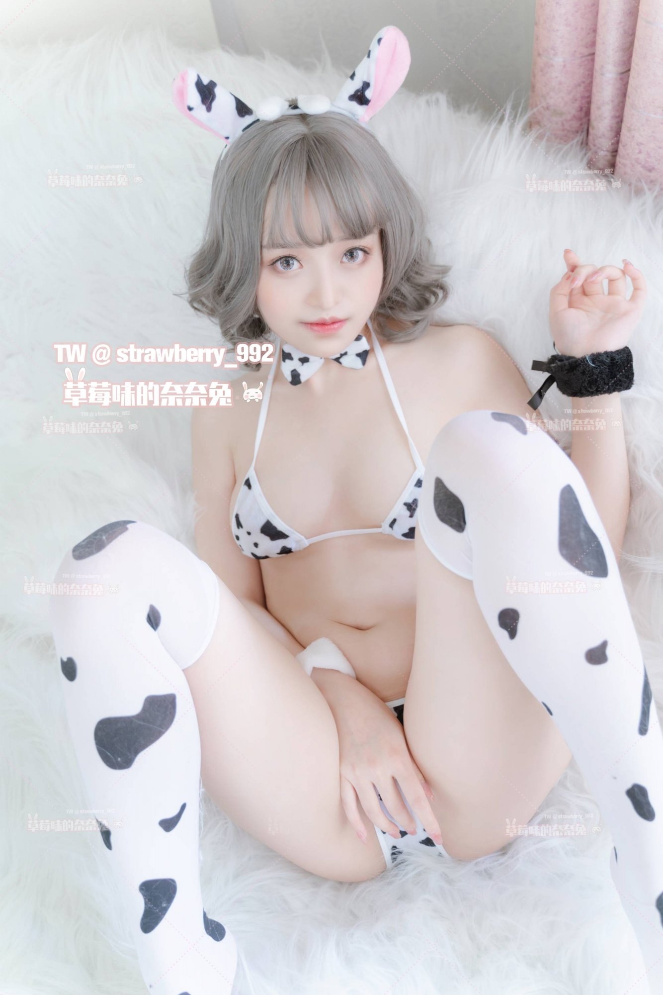 草莓味的奈奈兔-小乳牛