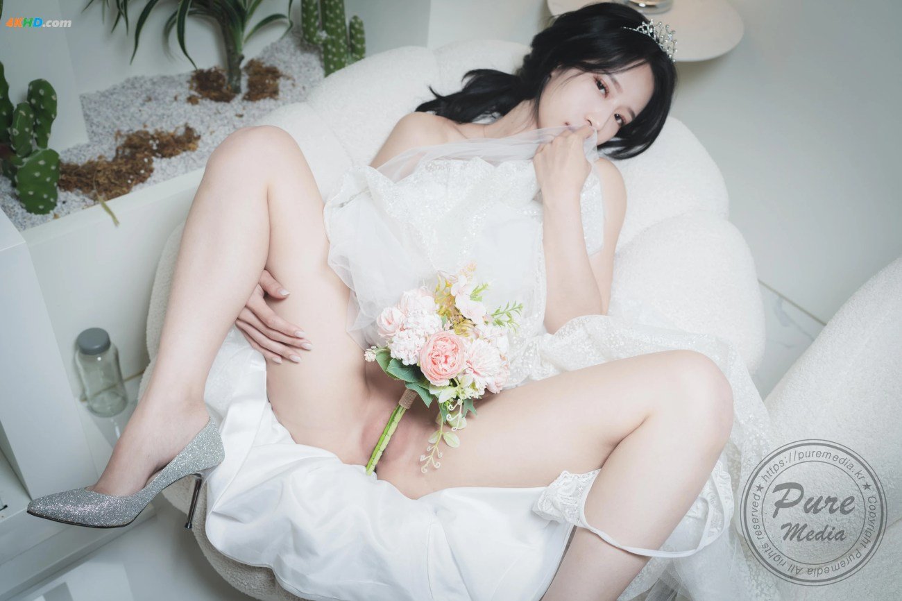 Yeha cô dâu đêm tân hôn cosplay