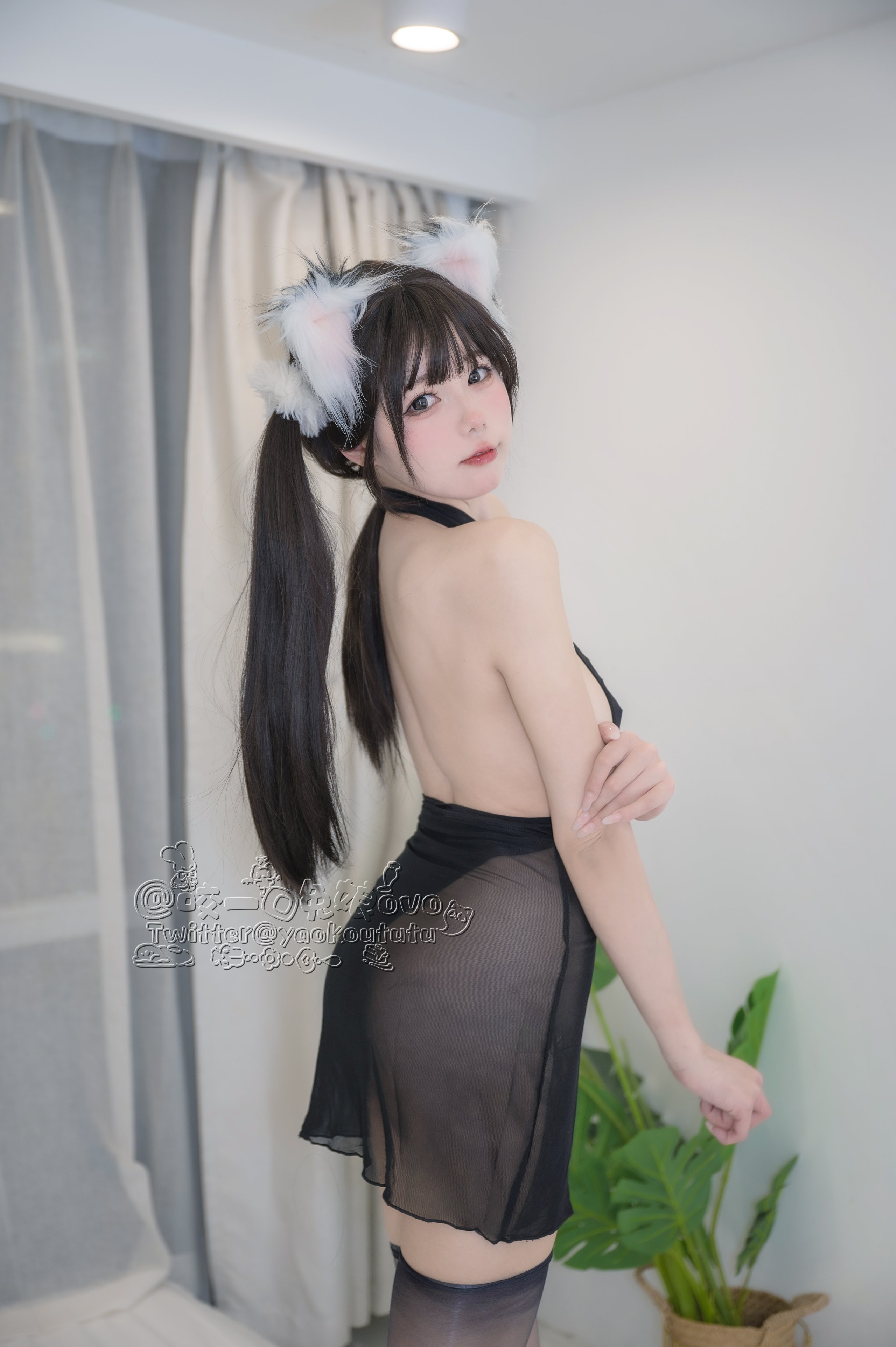 Bite a Bunny Girl - Black and White Pair
