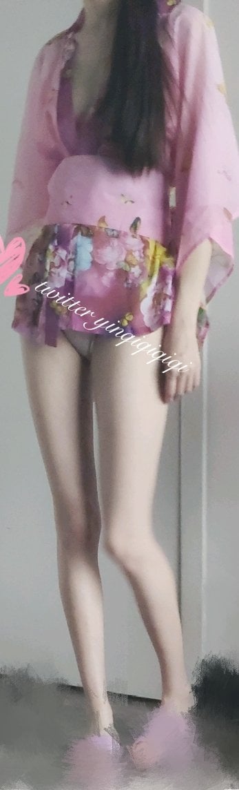 彼女