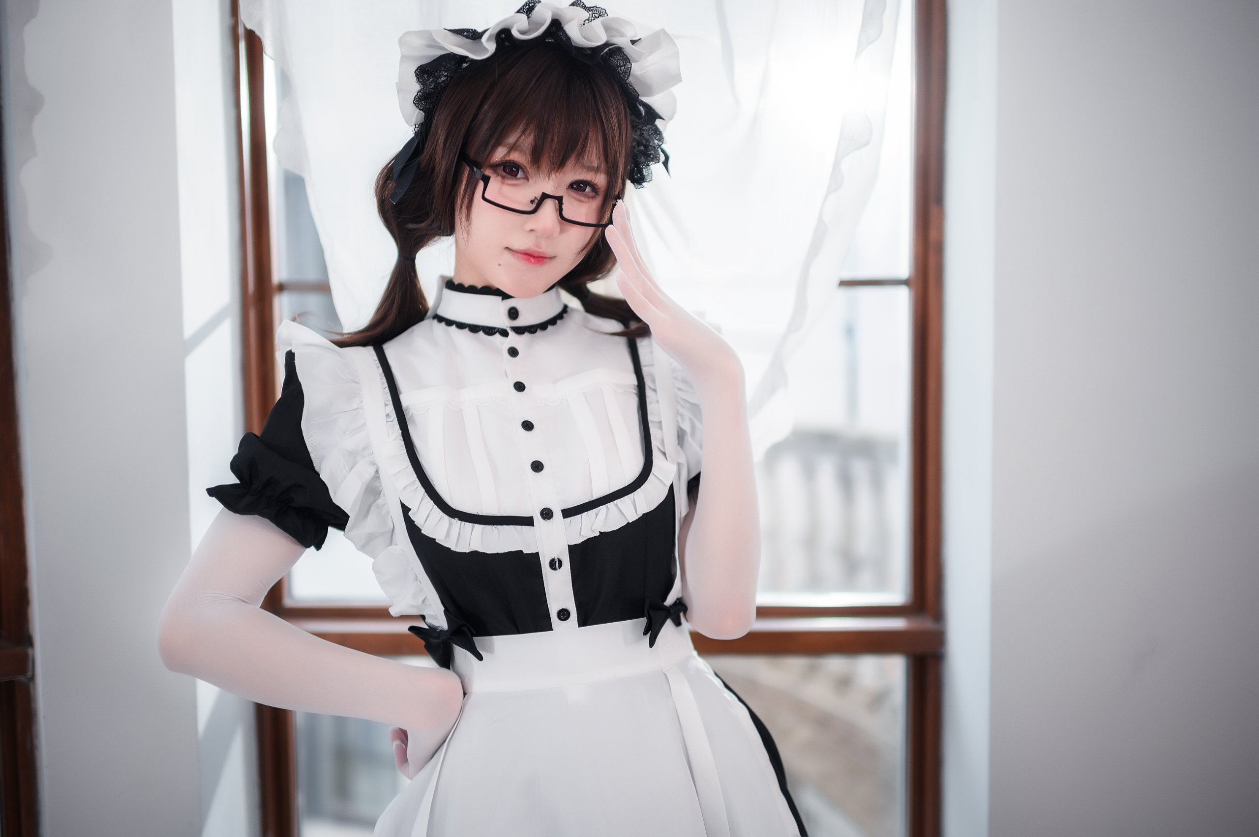 アバオも兎娘 - 伝統的な長いスカートのメイド