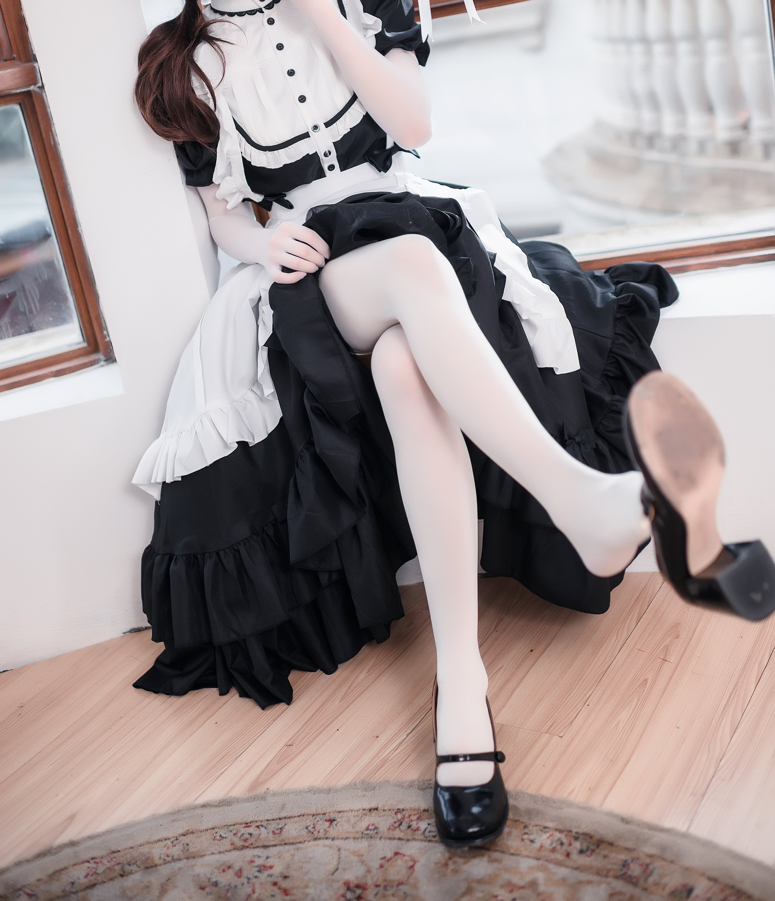 アバオも兎娘 - 伝統的な長いスカートのメイド