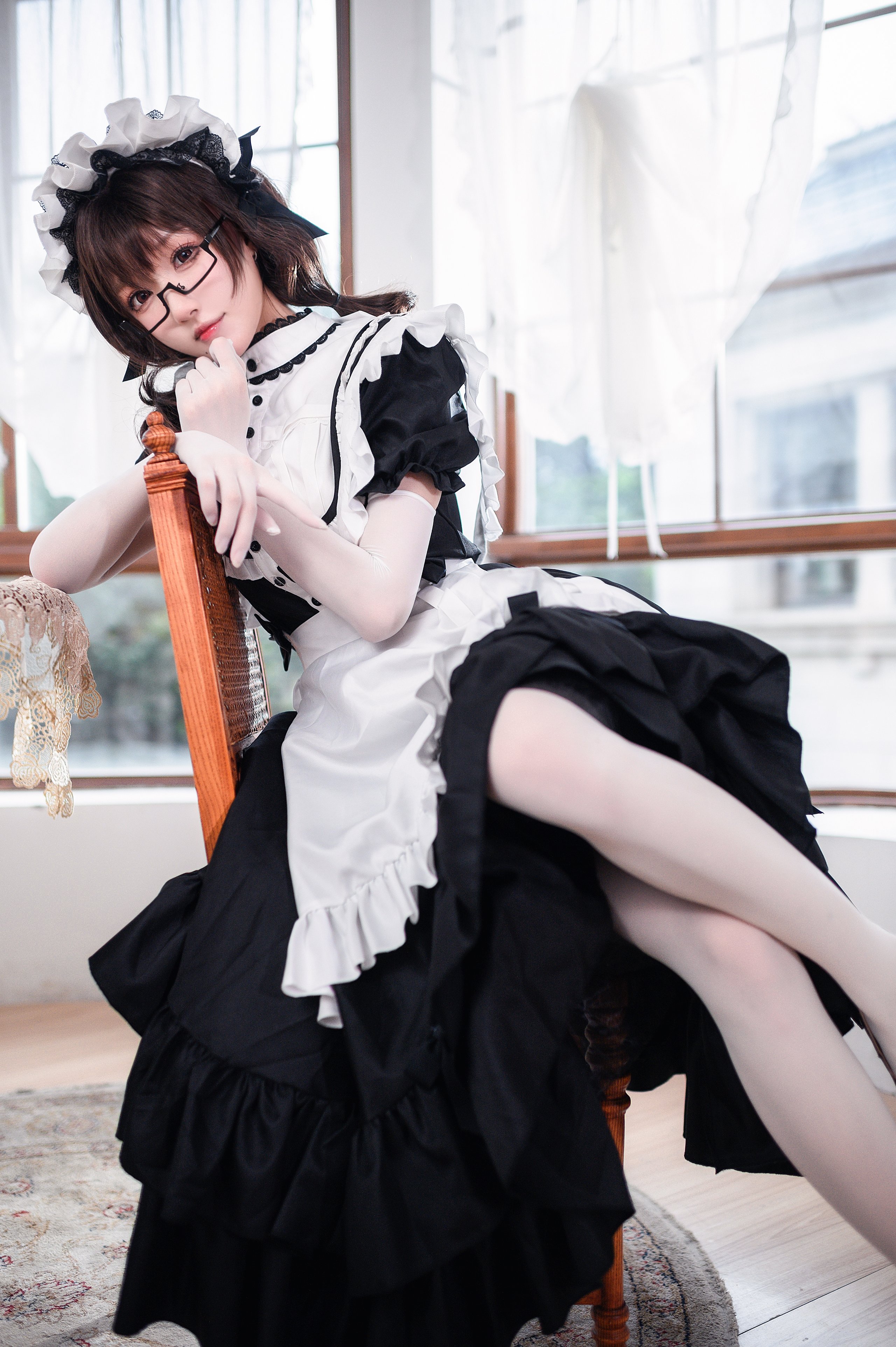 アバオも兎娘 - 伝統的な長いスカートのメイド