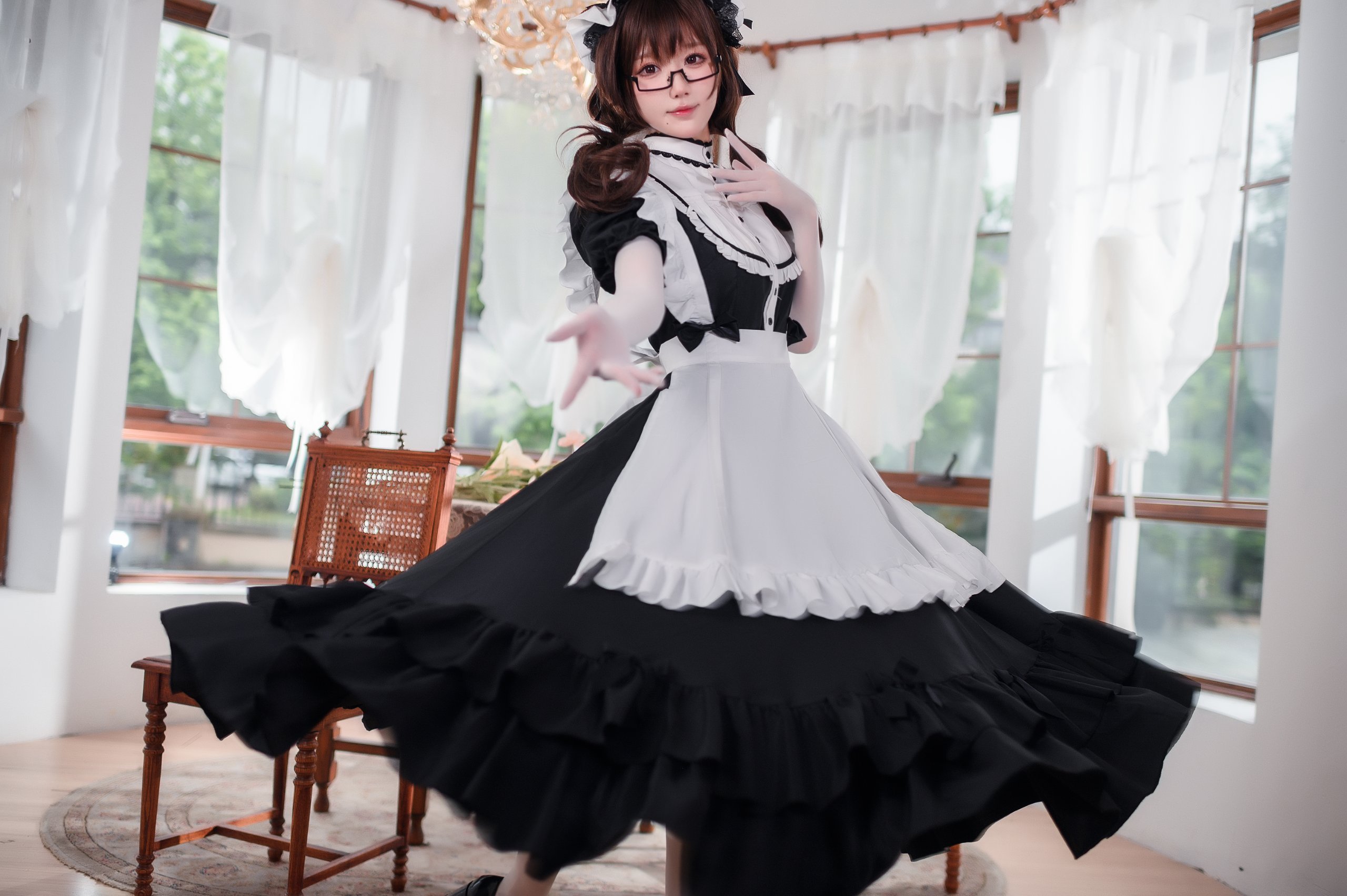 アバオも兎娘 - 伝統的な長いスカートのメイド