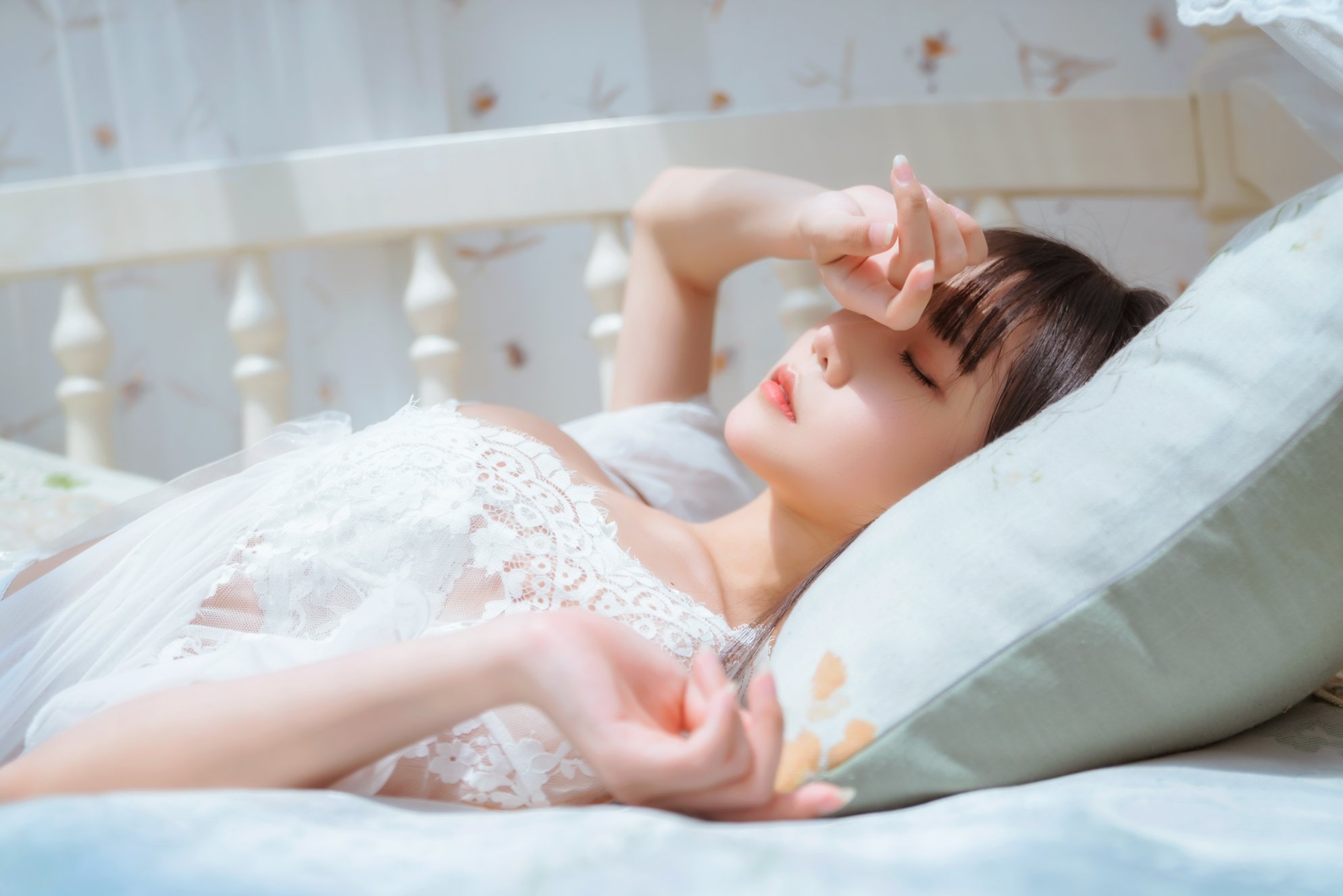 Hương Thảo Meo Lộ Lộ Số 001 Thiếu Nữ Nhà Kính