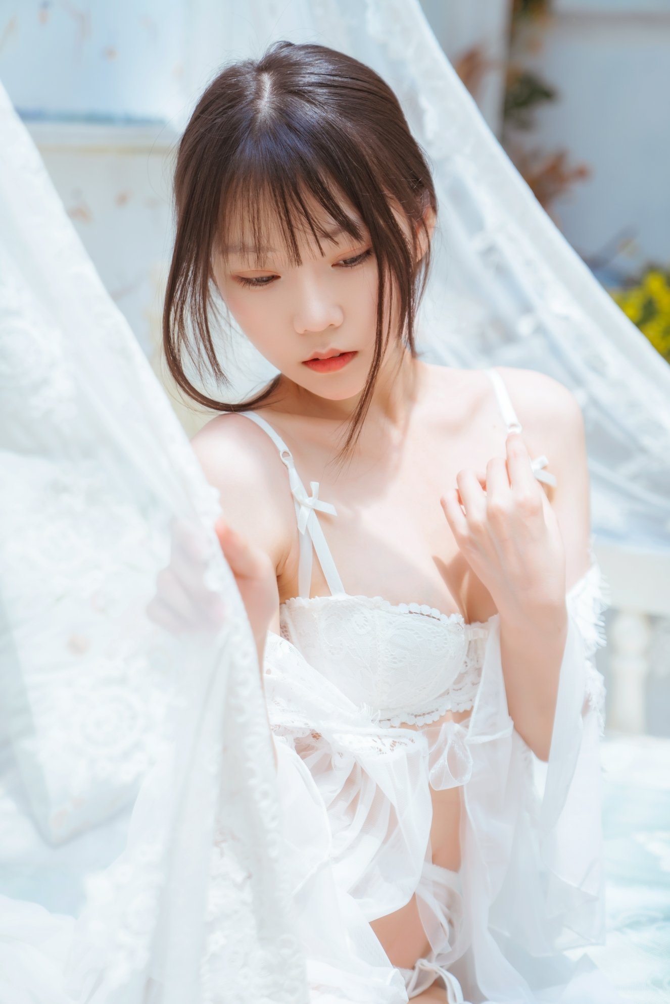 Hương Thảo Meo Lộ Lộ Số 001 Thiếu Nữ Nhà Kính