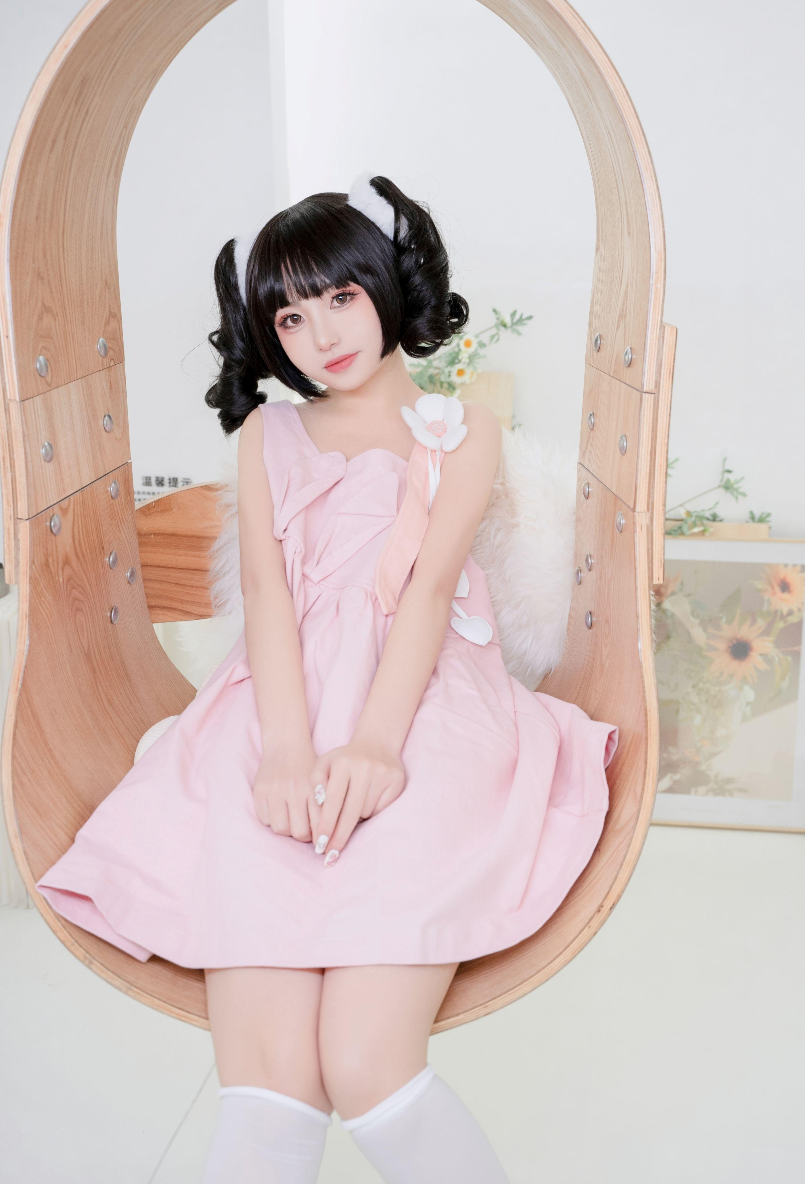 喵小吉 - 蜜桃乌龙 89P