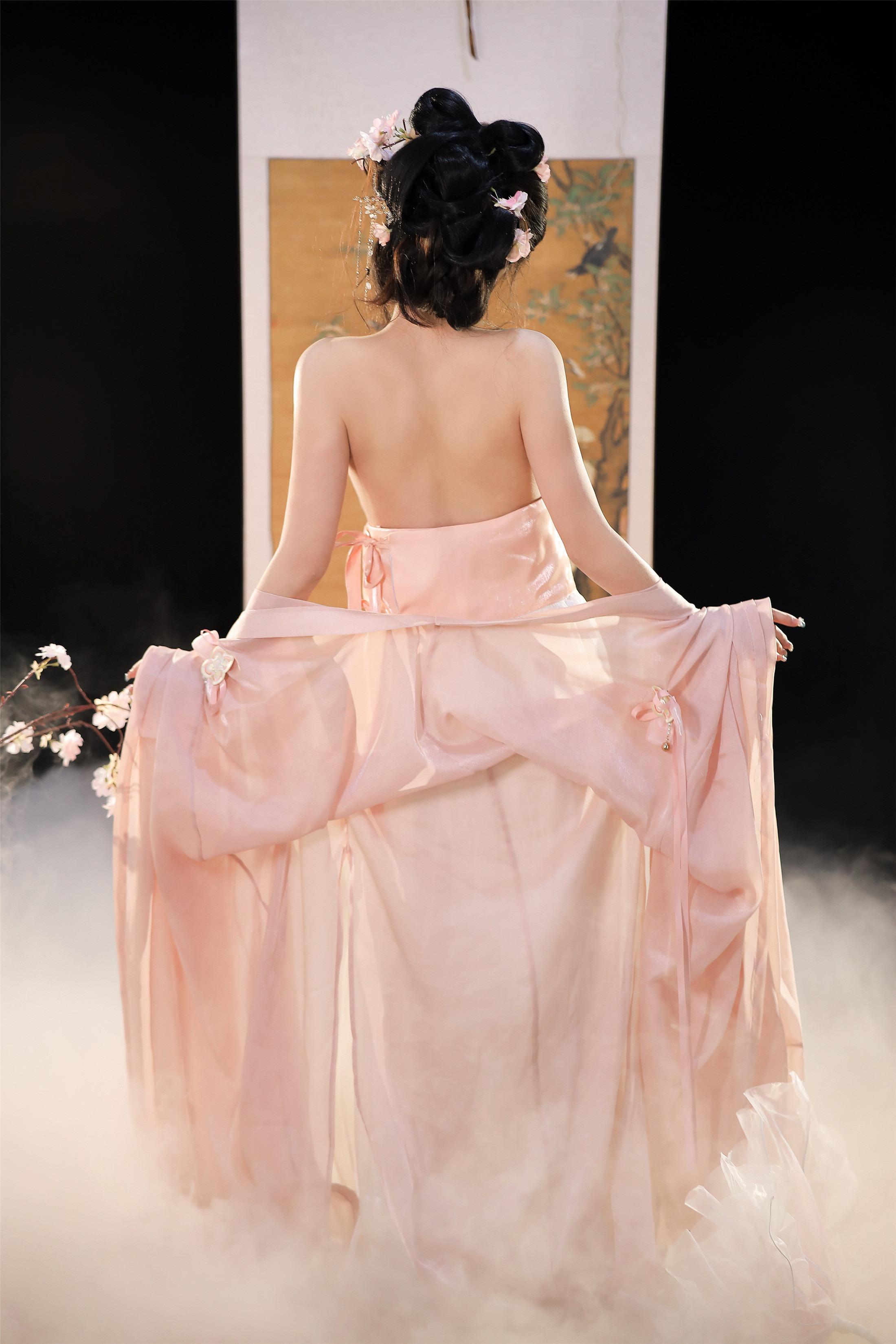 Đào Nông Giáng - Hanfu Cổ Phong Nhập Mộng 60P