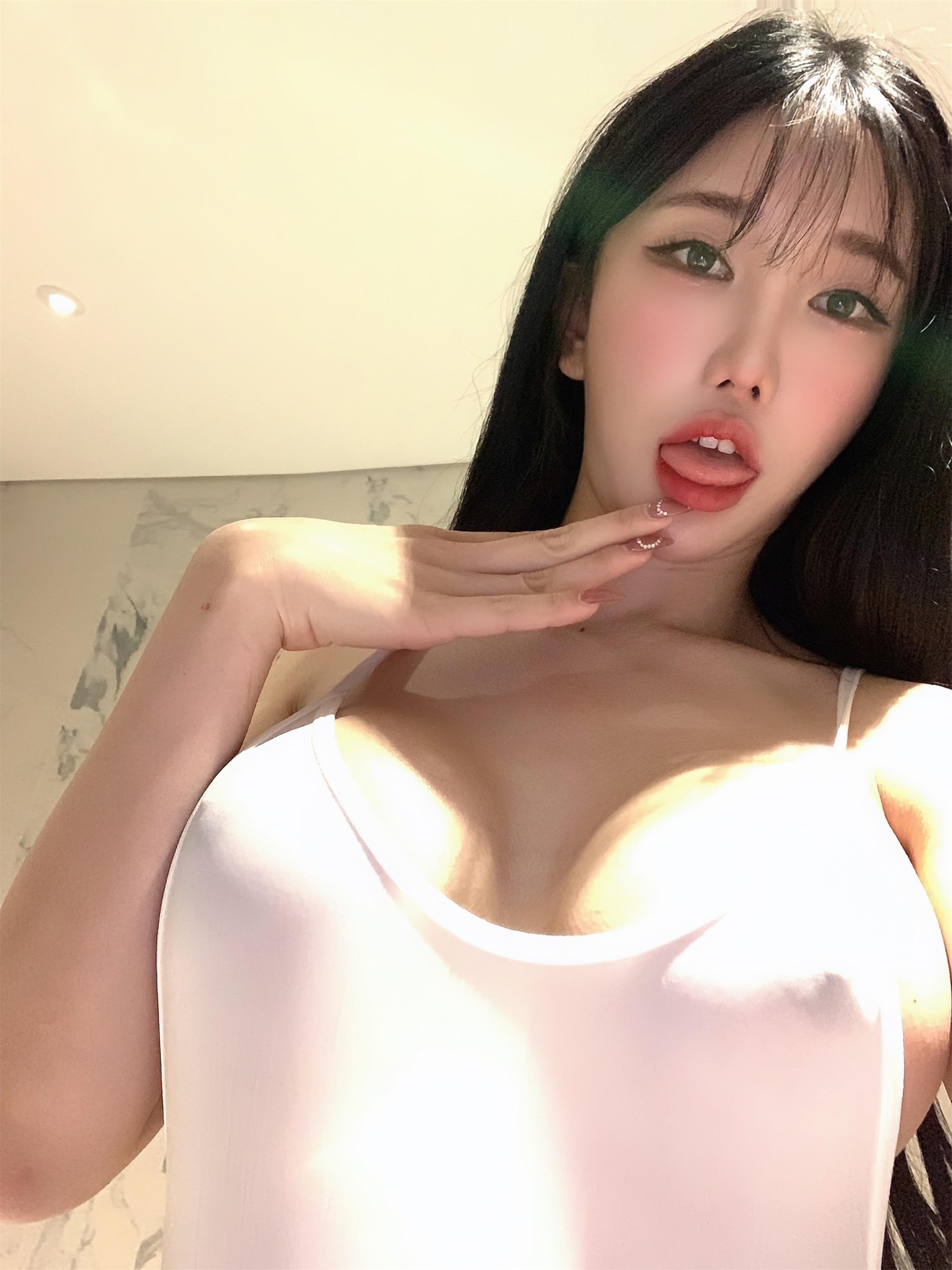 Moon Night Snap] Mona (Mo-na) x Yunjin - Bạn, Tôi, Chúng Ta 75P